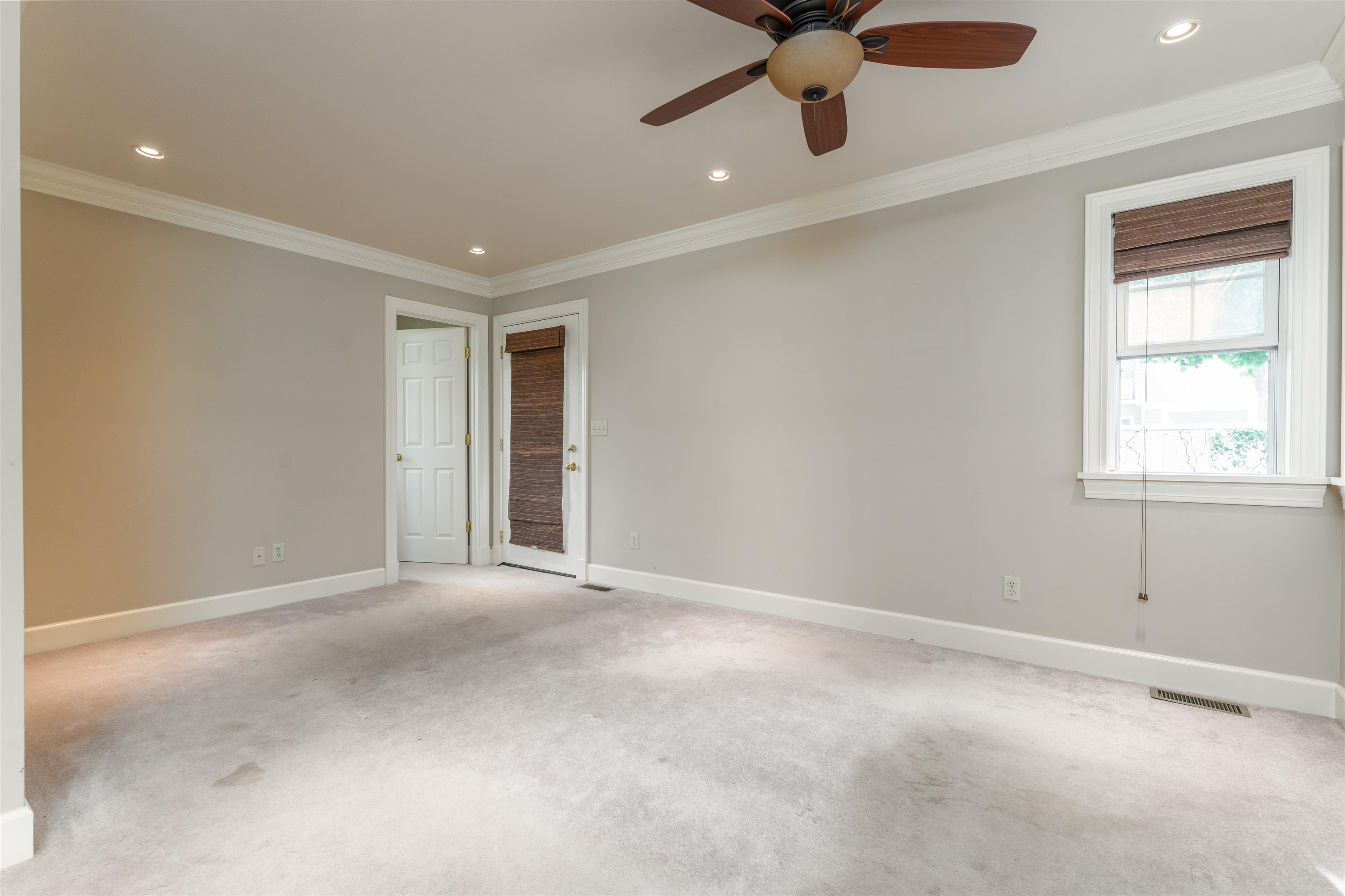 2012 Littlewood Drive, Owensboro, Kentucky 42301, 3 Bedrooms Bedrooms, ,2 BathroomsBathrooms,Single Family Residence,For Sale,Littlewood Drive,87991
