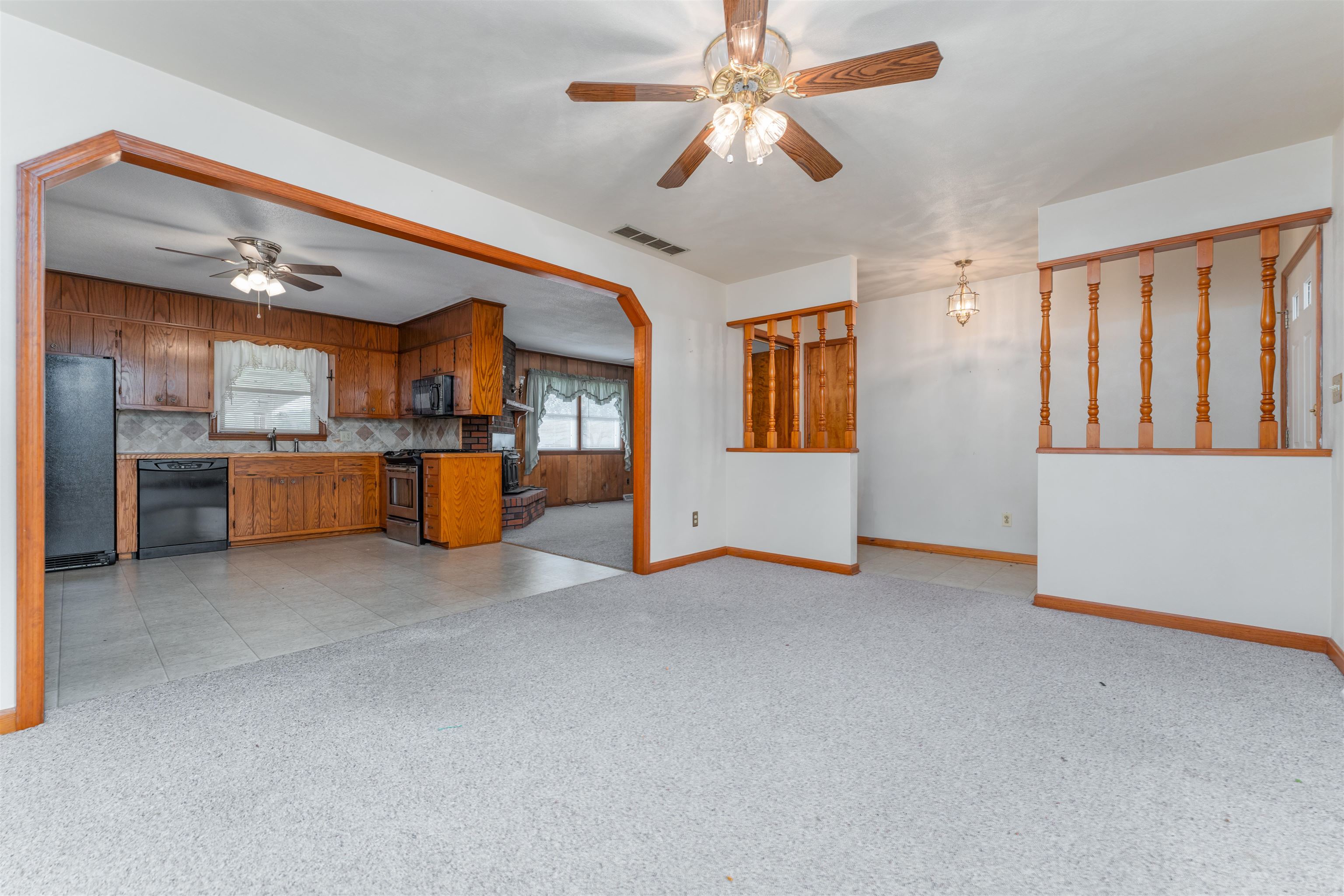 2202 Woodland Drive, Owensboro, Kentucky 42301, 3 Bedrooms Bedrooms, ,1 BathroomBathrooms,Single Family Residence,For Sale,Woodland Drive,87992