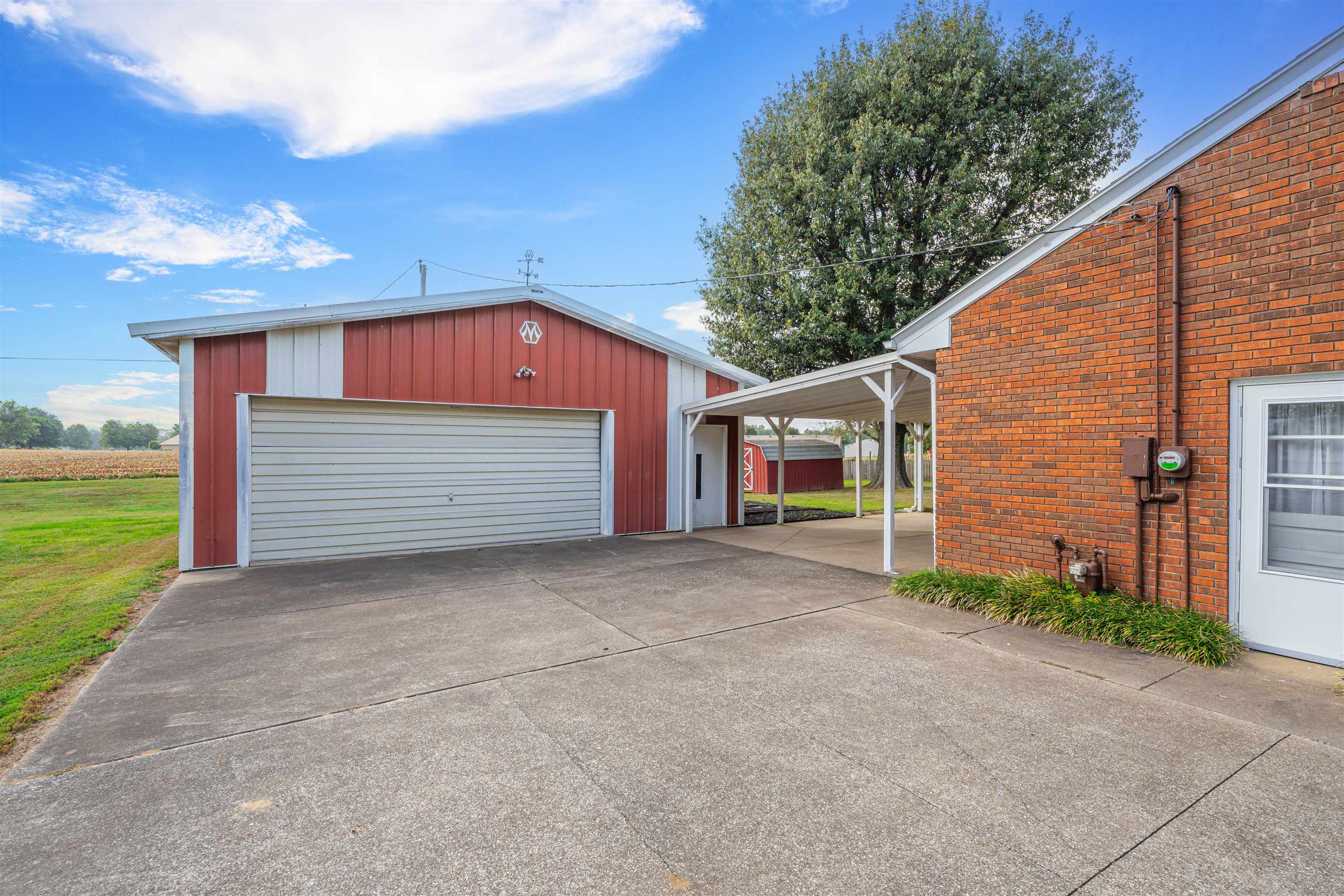 2202 Woodland Drive, Owensboro, Kentucky 42301, 3 Bedrooms Bedrooms, ,1 BathroomBathrooms,Single Family Residence,For Sale,Woodland Drive,87992