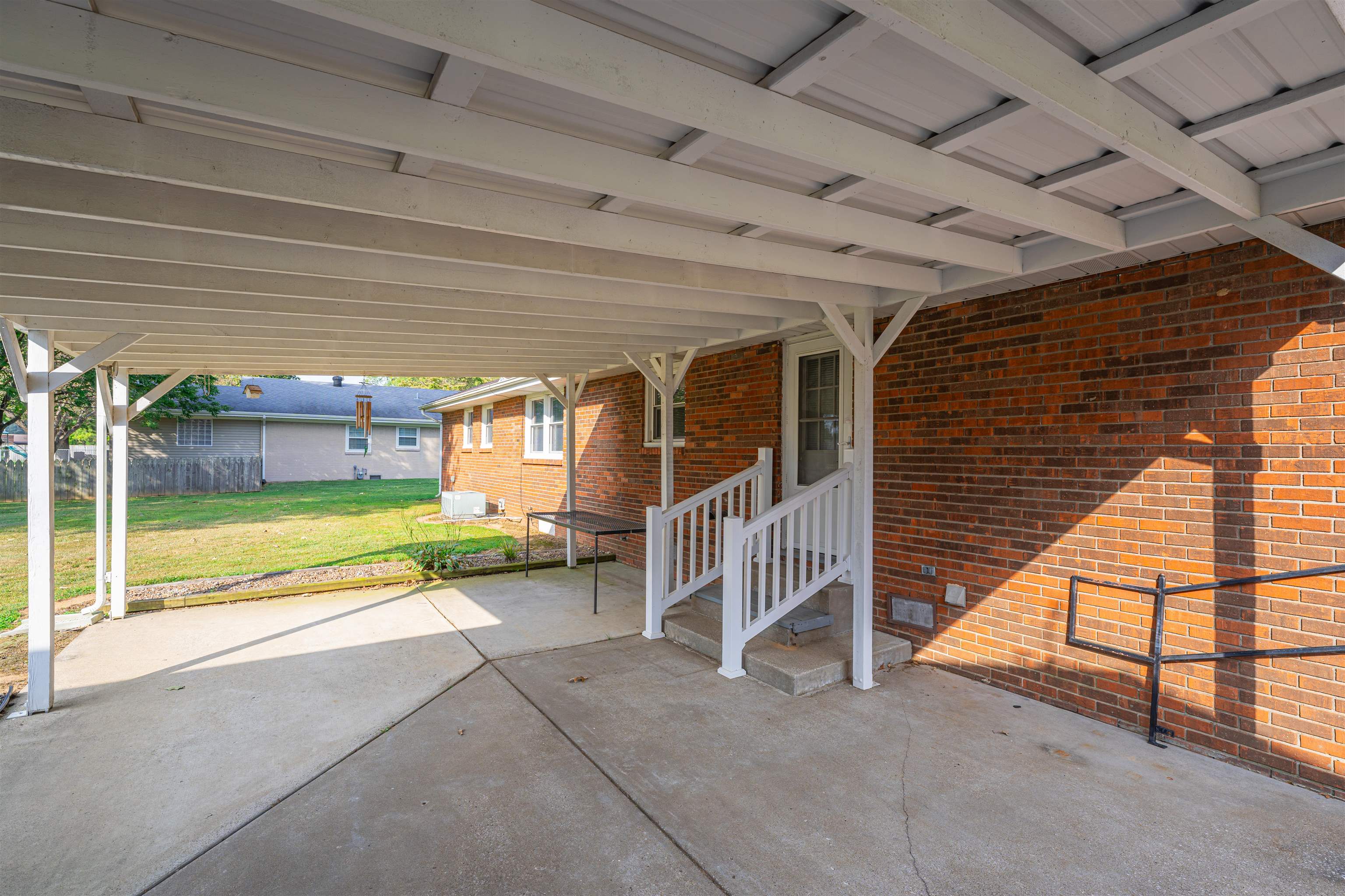 2202 Woodland Drive, Owensboro, Kentucky 42301, 3 Bedrooms Bedrooms, ,1 BathroomBathrooms,Single Family Residence,For Sale,Woodland Drive,87992