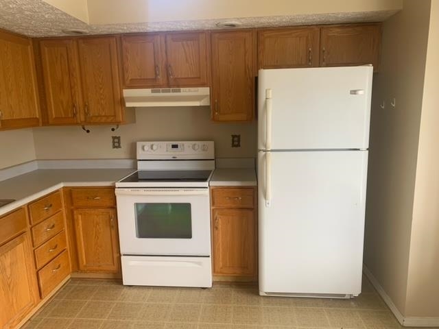 969 Villagebrook Dr, Henderson, Kentucky 42420, 2 Bedrooms Bedrooms, ,2 BathroomsBathrooms,Single Family Residence,For Sale,Villagebrook Dr,87997