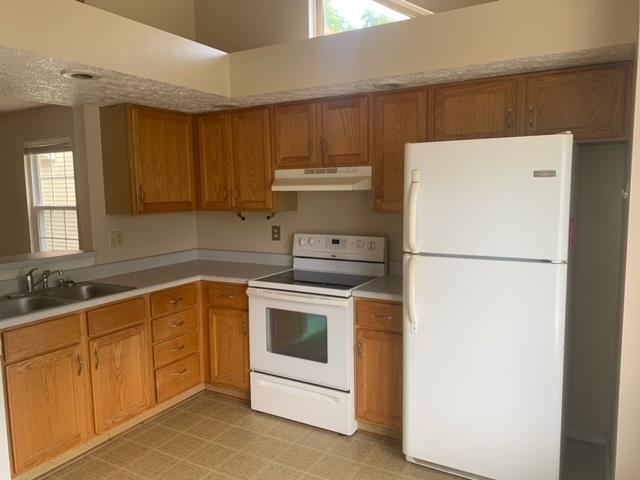 969 Villagebrook Dr, Henderson, Kentucky 42420, 2 Bedrooms Bedrooms, ,2 BathroomsBathrooms,Single Family Residence,For Sale,Villagebrook Dr,87997