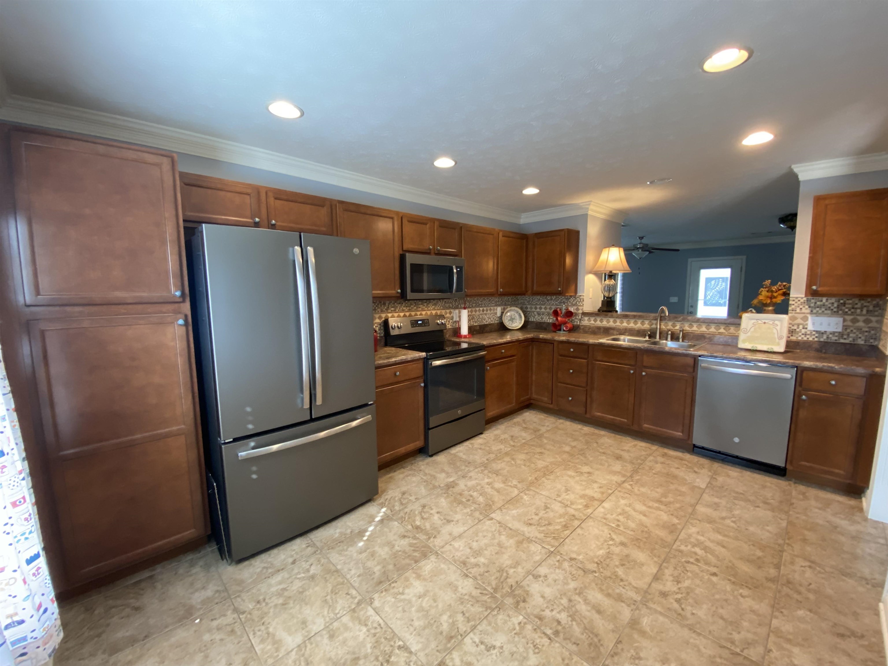 3962 Brookside Ct., Owensboro, Kentucky 42303, 2 Bedrooms Bedrooms, ,2 BathroomsBathrooms,Single Family Residence,For Sale,Brookside Ct.,87998