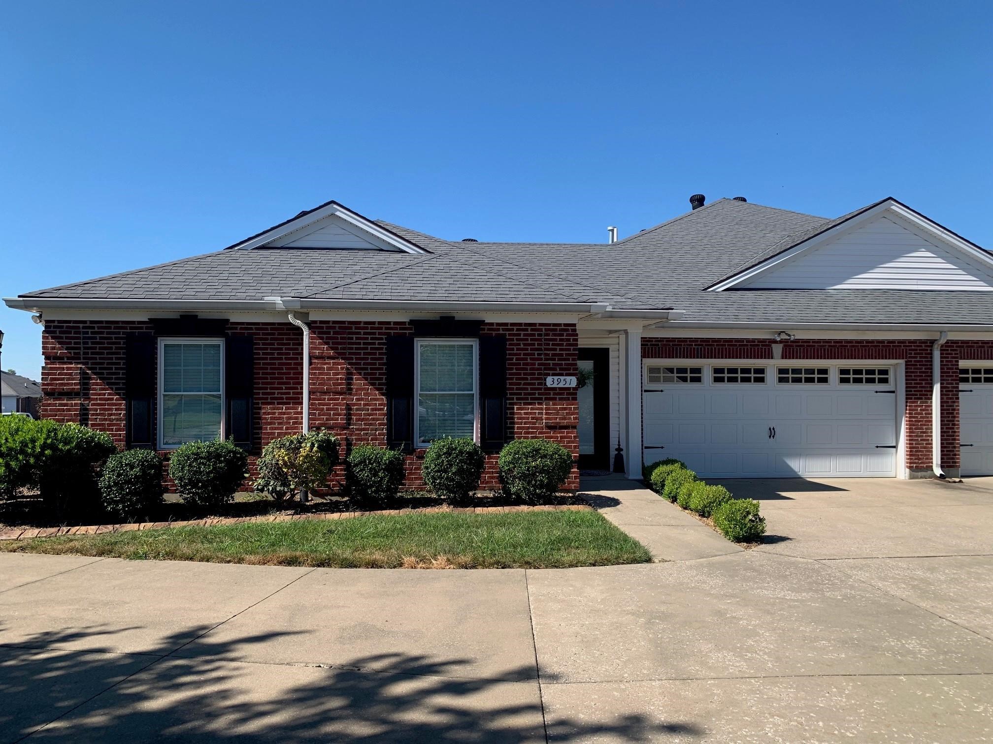 3951 Brookside Court, Owensboro, Kentucky 42303, 2 Bedrooms Bedrooms, ,2 BathroomsBathrooms,Condominium,For Sale,Brookside Court,87999