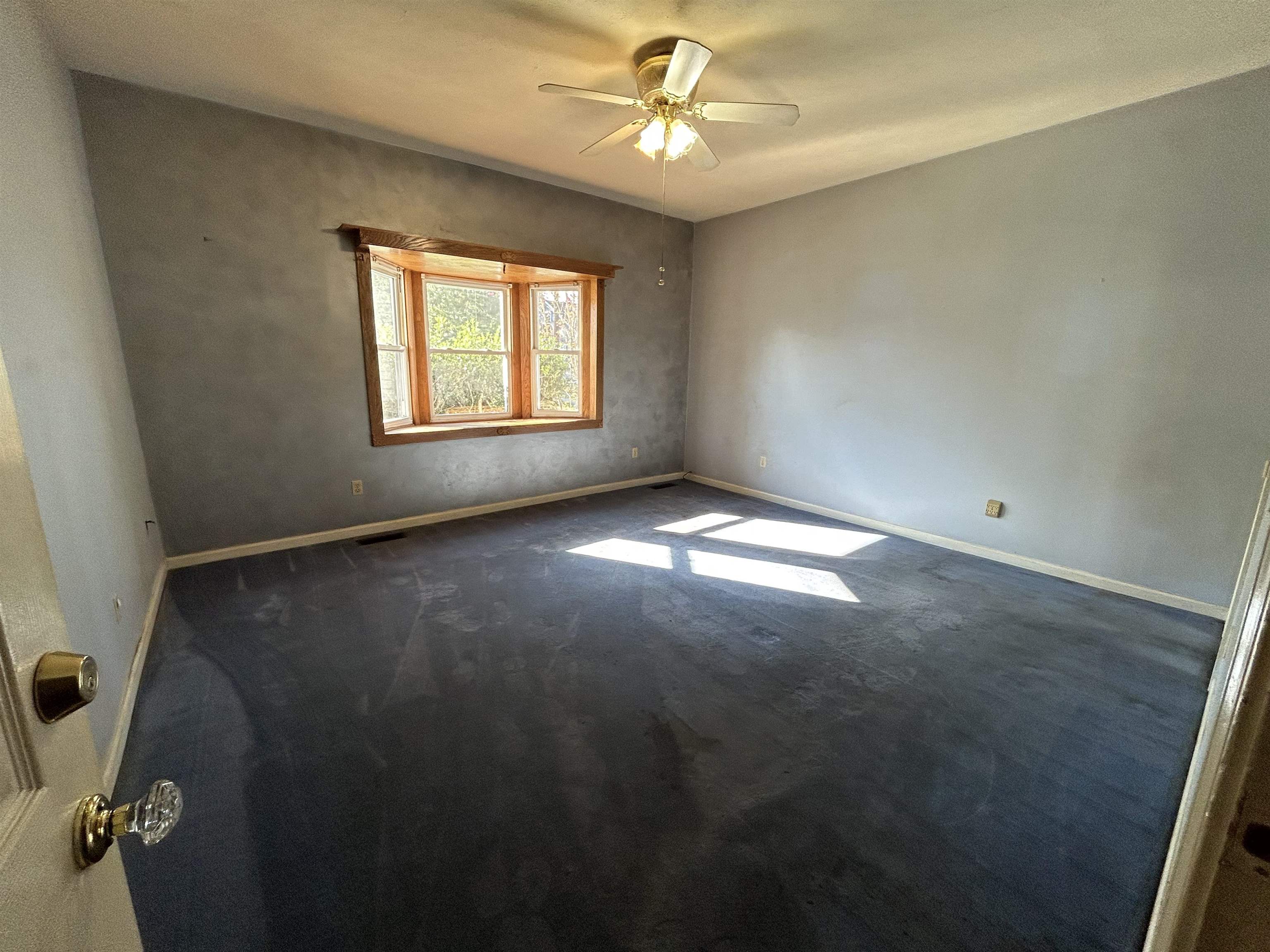 346 Walker St, Hartford, Kentucky 42347, 3 Bedrooms Bedrooms, ,2 BathroomsBathrooms,Single Family Residence,For Sale,Walker St,88002