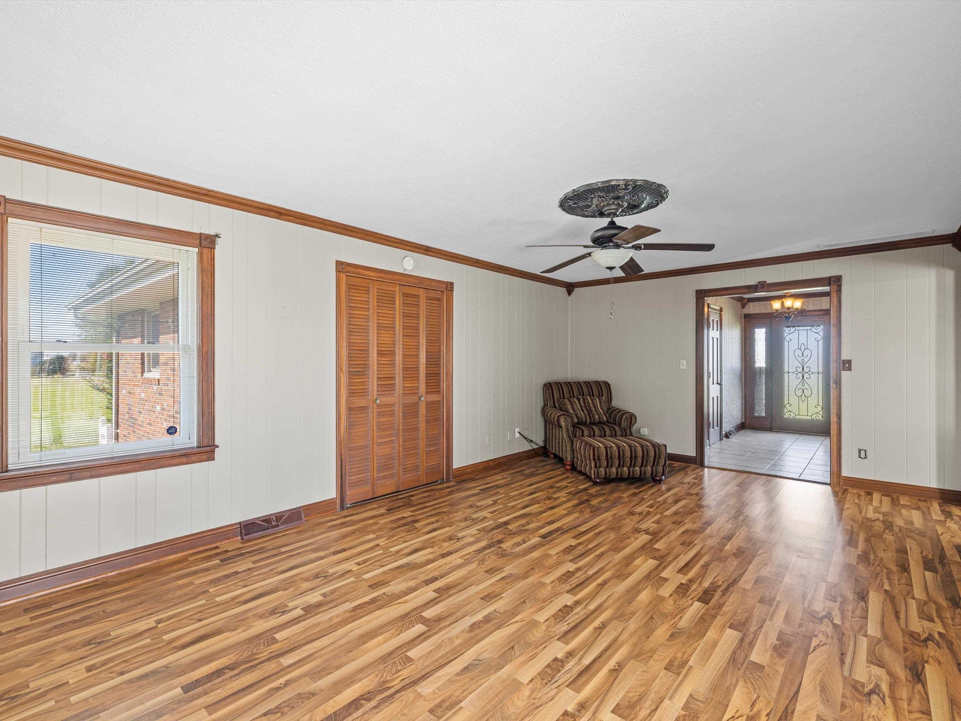 5209 Hwy 81, Owensboro, Kentucky 42303, 3 Bedrooms Bedrooms, ,1 BathroomBathrooms,Single Family Residence,For Sale,Hwy 81,88003
