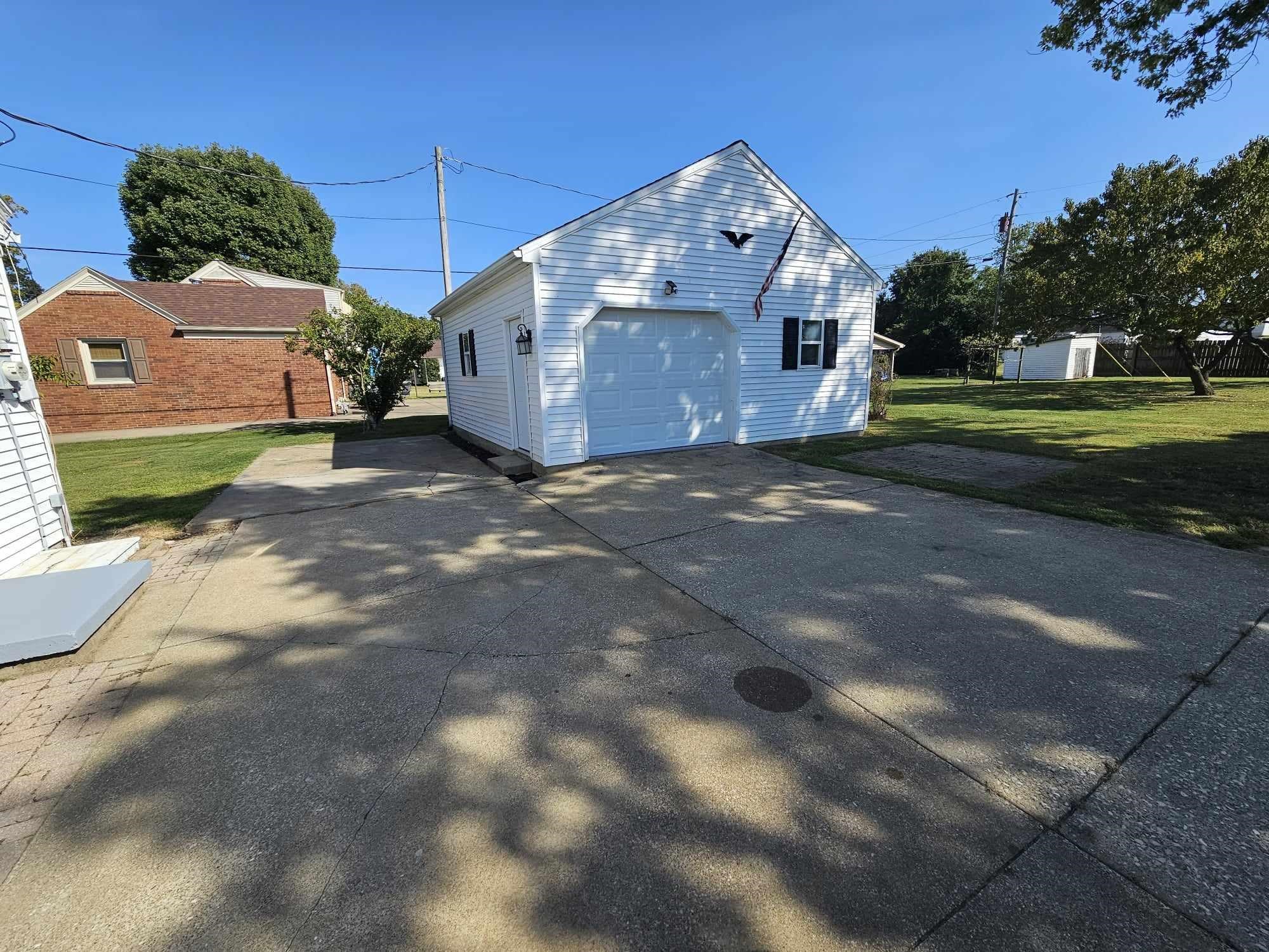 5336 Essex Drive, Owensboro, Kentucky 42301, 2 Bedrooms Bedrooms, ,1 BathroomBathrooms,Single Family Residence,For Sale,Essex Drive,88007