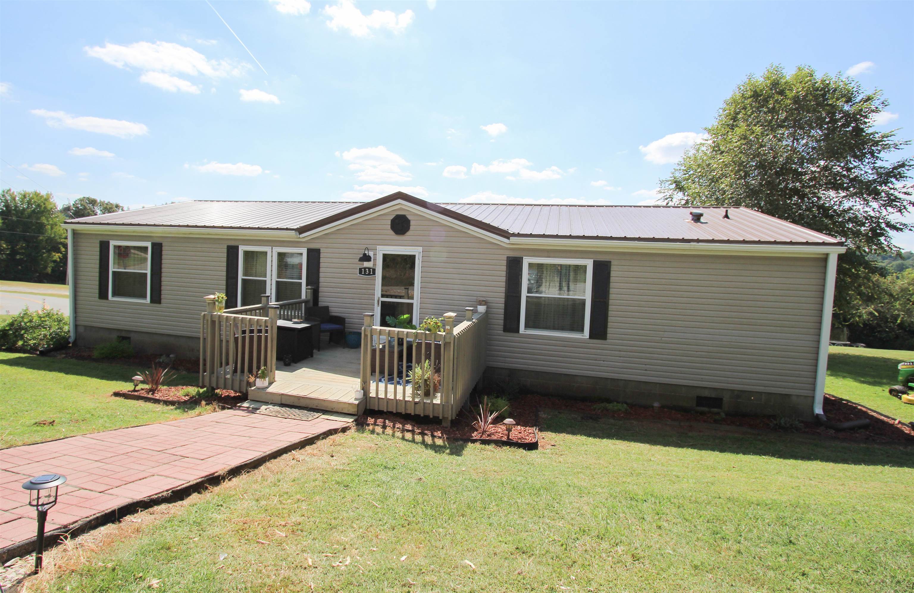131 Roland Street, Calhoun, Kentucky 42307, 3 Bedrooms Bedrooms, ,2 BathroomsBathrooms,Single Family Residence,For Sale,Roland Street,88008