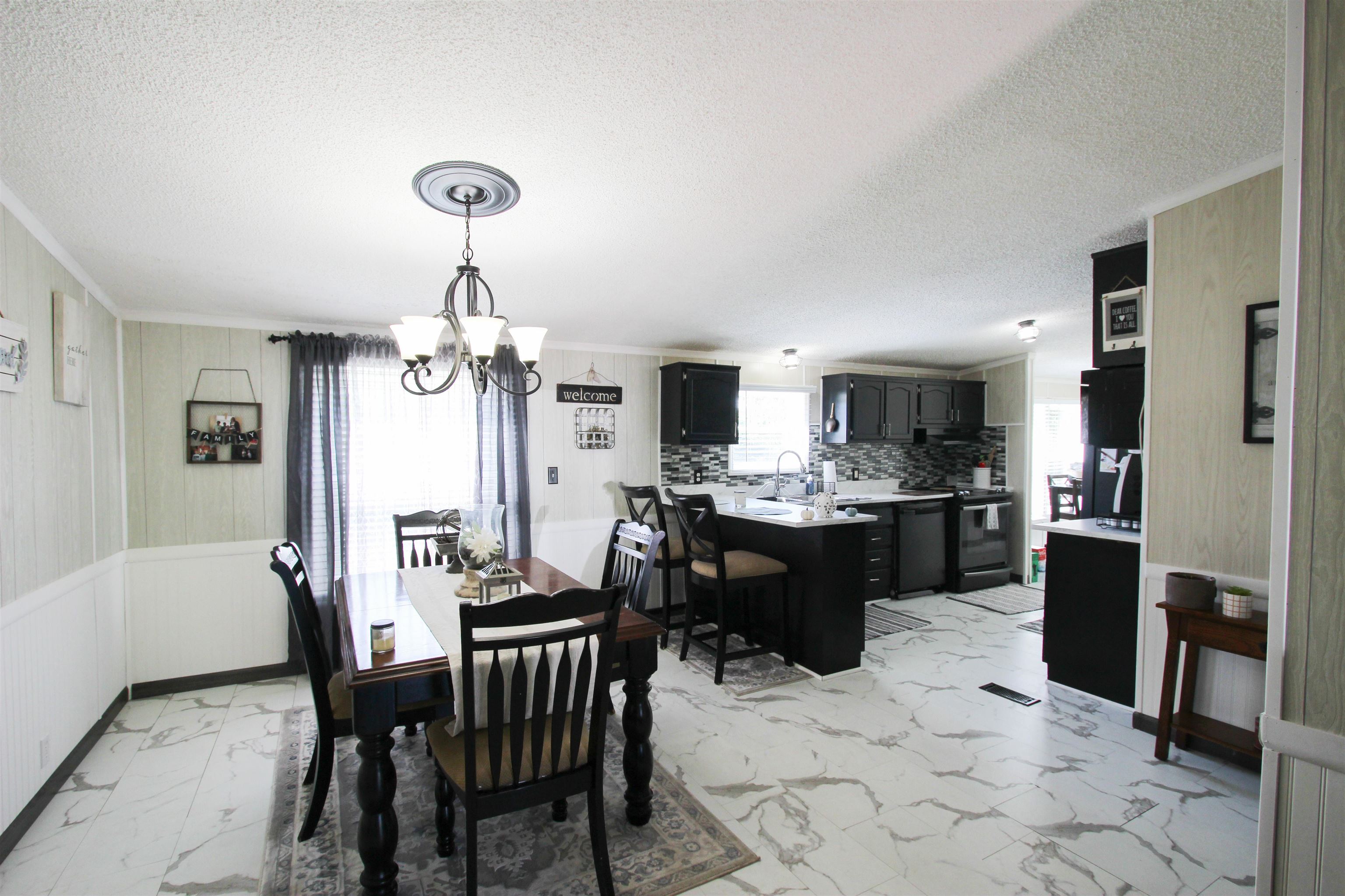 131 Roland Street, Calhoun, Kentucky 42307, 3 Bedrooms Bedrooms, ,2 BathroomsBathrooms,Single Family Residence,For Sale,Roland Street,88008
