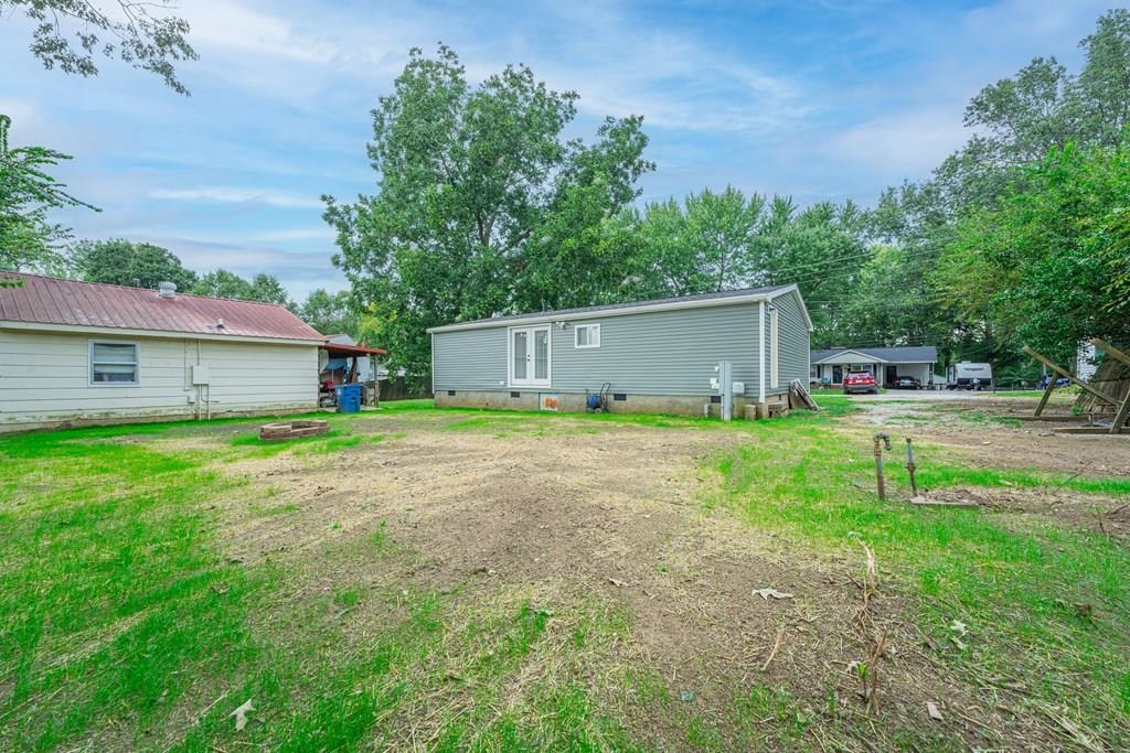 10091 Kentucky 405, Maceo, Kentucky 42355, 2 Bedrooms Bedrooms, ,2 BathroomsBathrooms,Single Family Residence,For Sale,Kentucky 405,88010