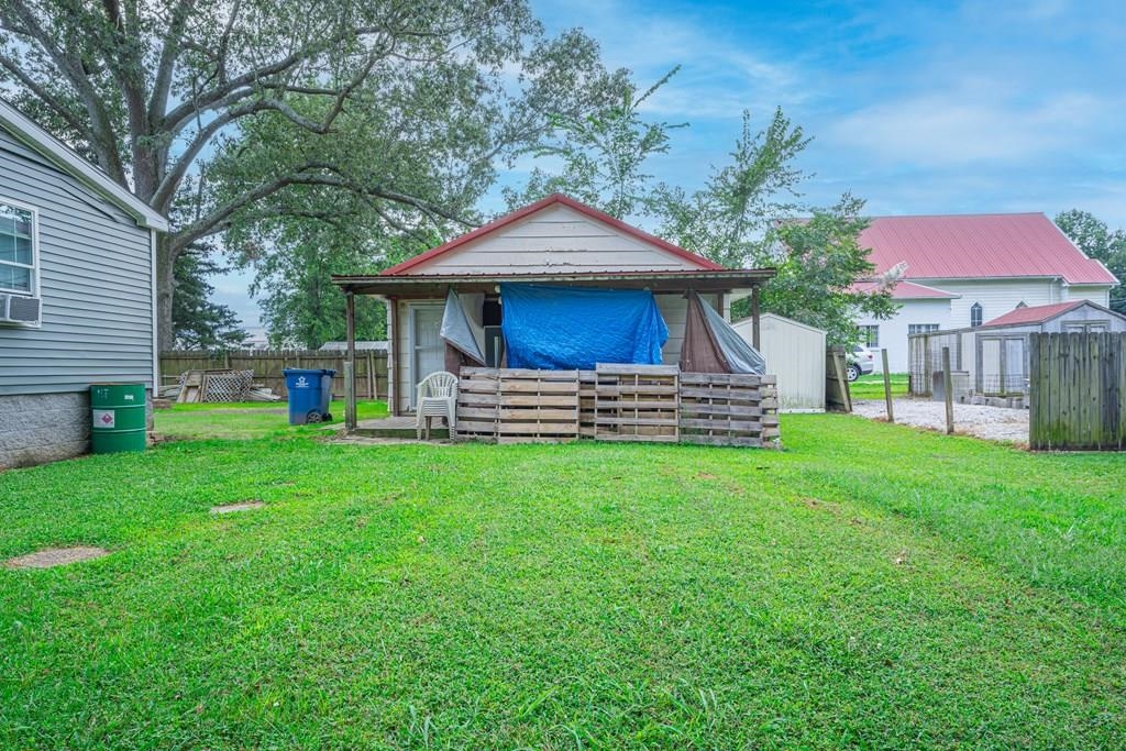 10091 Kentucky 405, Maceo, Kentucky 42355, 2 Bedrooms Bedrooms, ,2 BathroomsBathrooms,Single Family Residence,For Sale,Kentucky 405,88010
