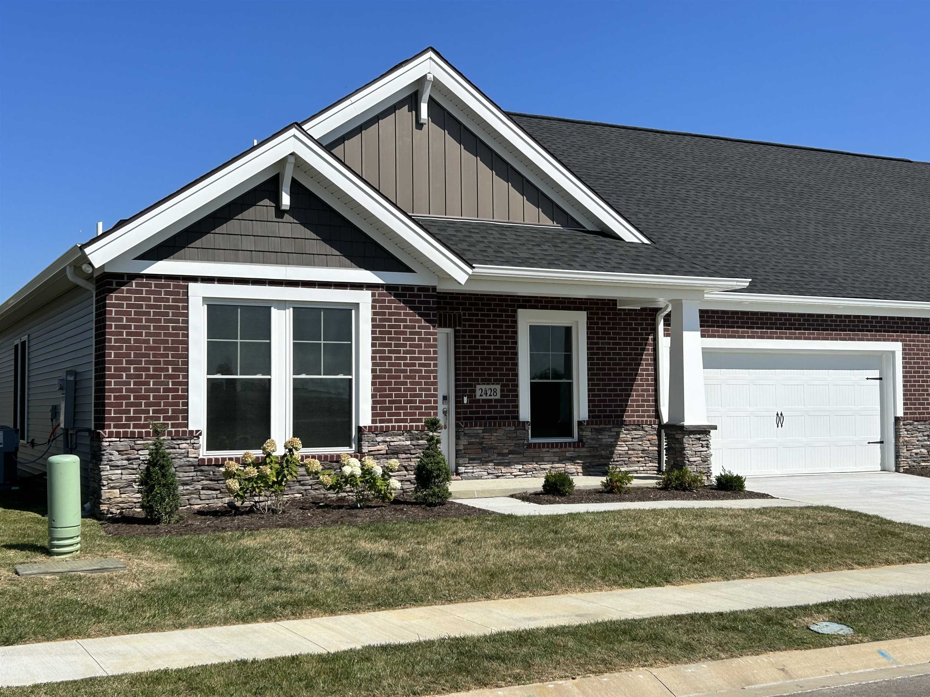 2428 Watson Circle, Owensboro, Kentucky 42301, 2 Bedrooms Bedrooms, ,2 BathroomsBathrooms,Single Family Residence,For Sale,Watson Circle,88012