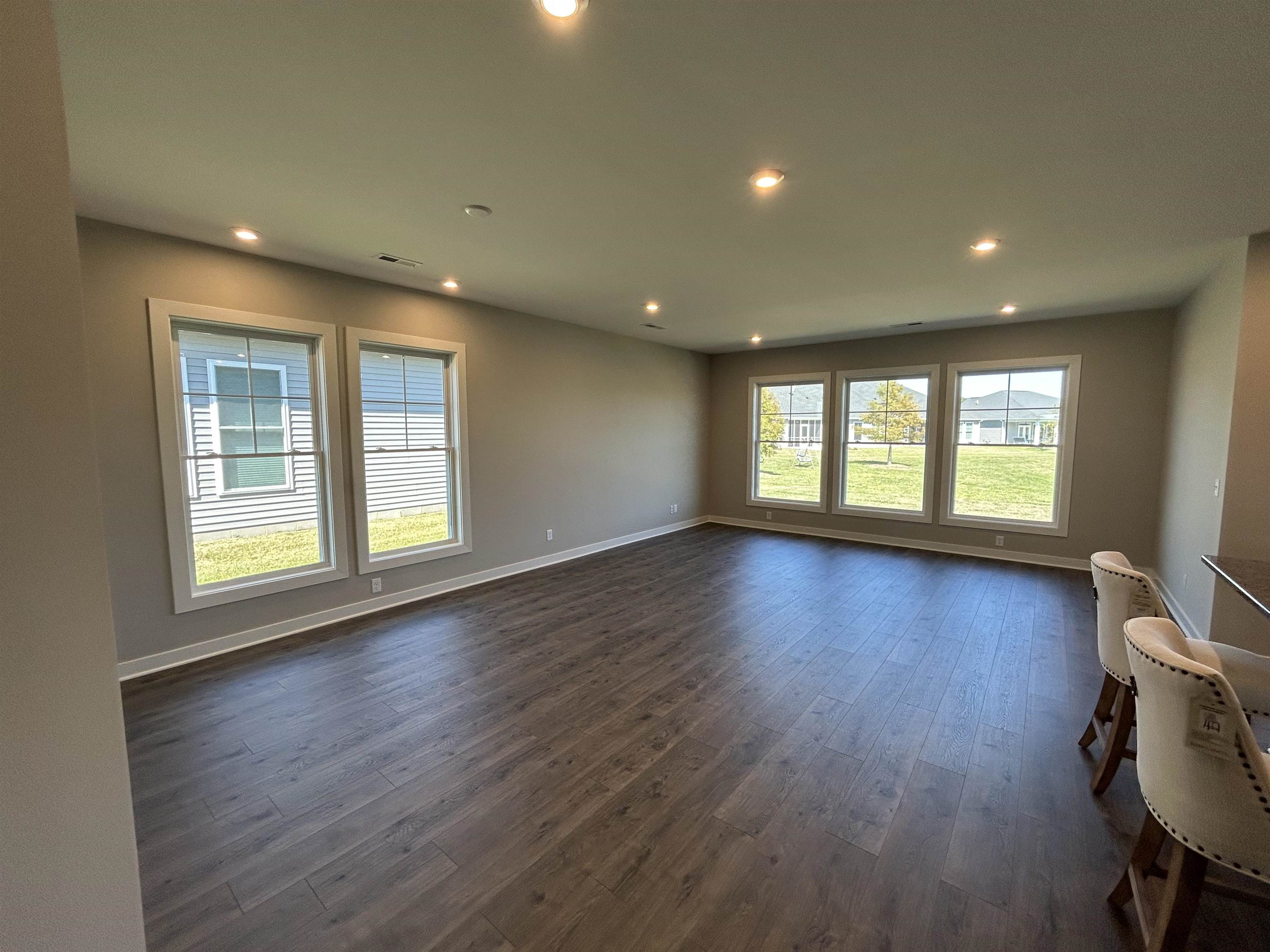 2428 Watson Circle, Owensboro, Kentucky 42301, 2 Bedrooms Bedrooms, ,2 BathroomsBathrooms,Single Family Residence,For Sale,Watson Circle,88012