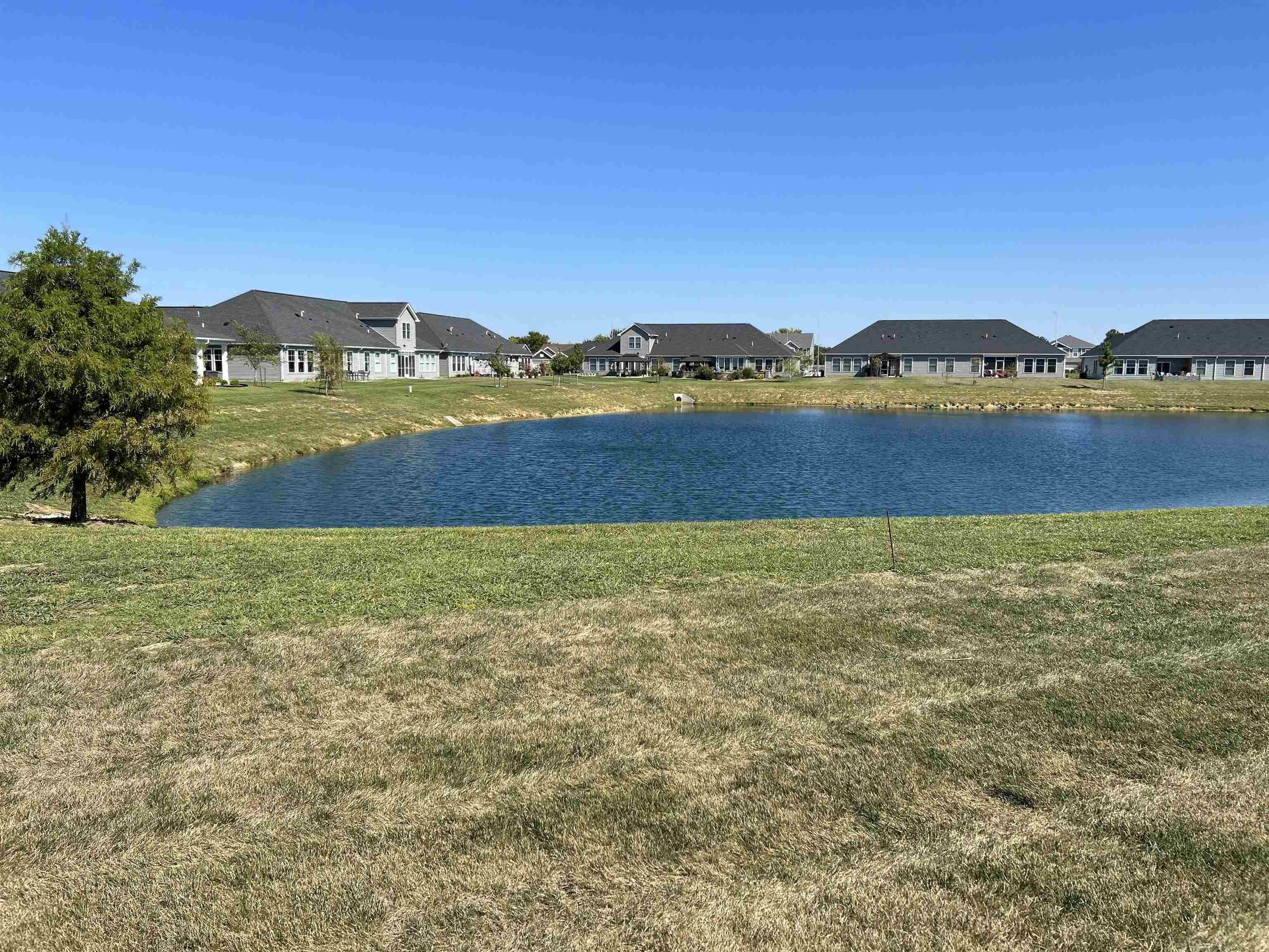 2428 Watson Circle, Owensboro, Kentucky 42301, 2 Bedrooms Bedrooms, ,2 BathroomsBathrooms,Single Family Residence,For Sale,Watson Circle,88012