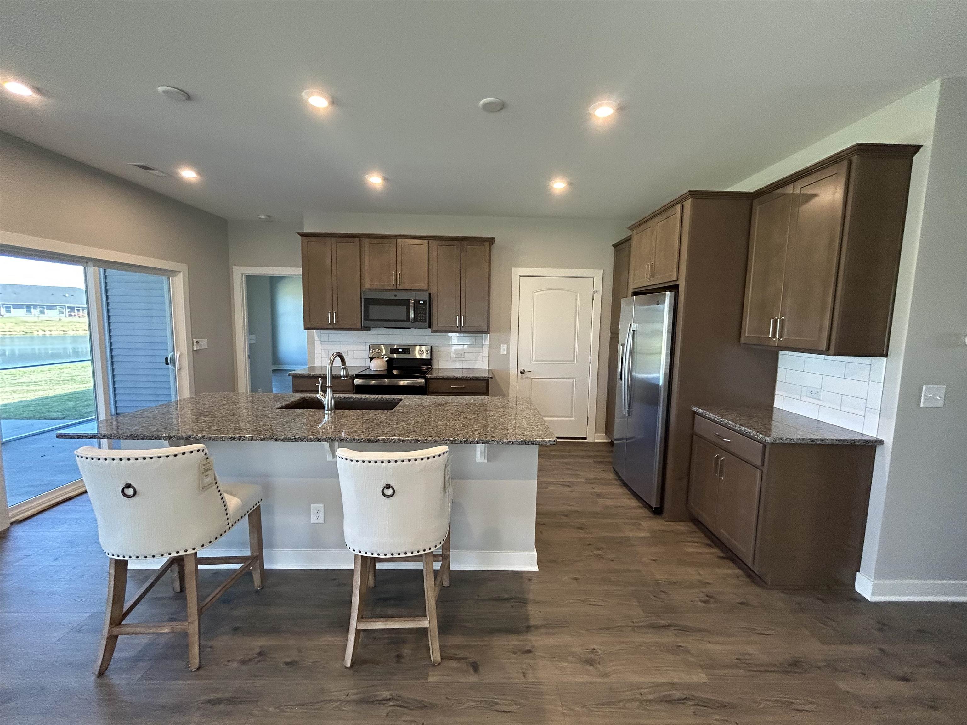 2428 Watson Circle, Owensboro, Kentucky 42301, 2 Bedrooms Bedrooms, ,2 BathroomsBathrooms,Single Family Residence,For Sale,Watson Circle,88012