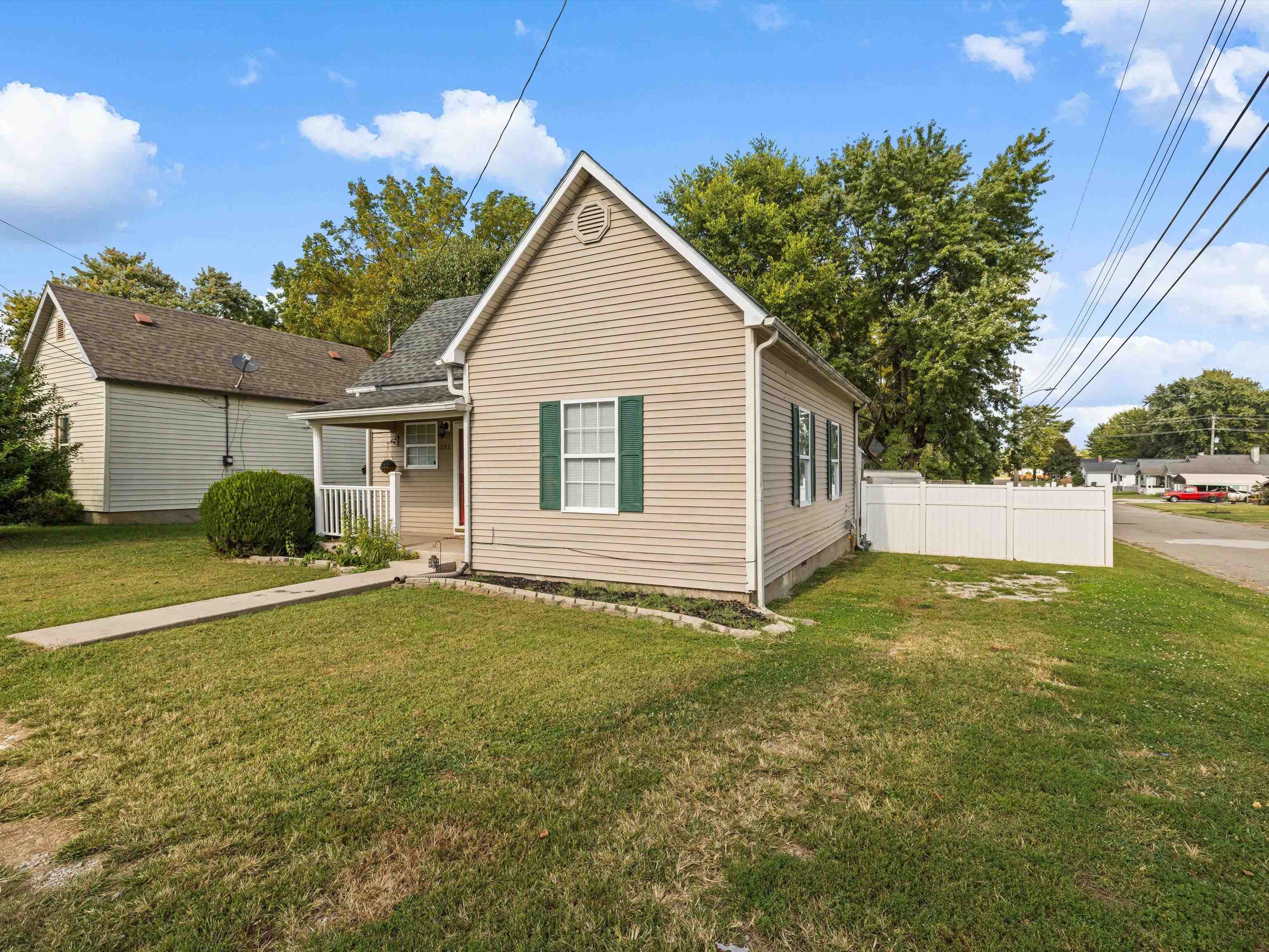727 Gunther Ave., Owensboro, Kentucky 42303, 2 Bedrooms Bedrooms, ,1 BathroomBathrooms,Single Family Residence,For Sale,Gunther Ave.,88013