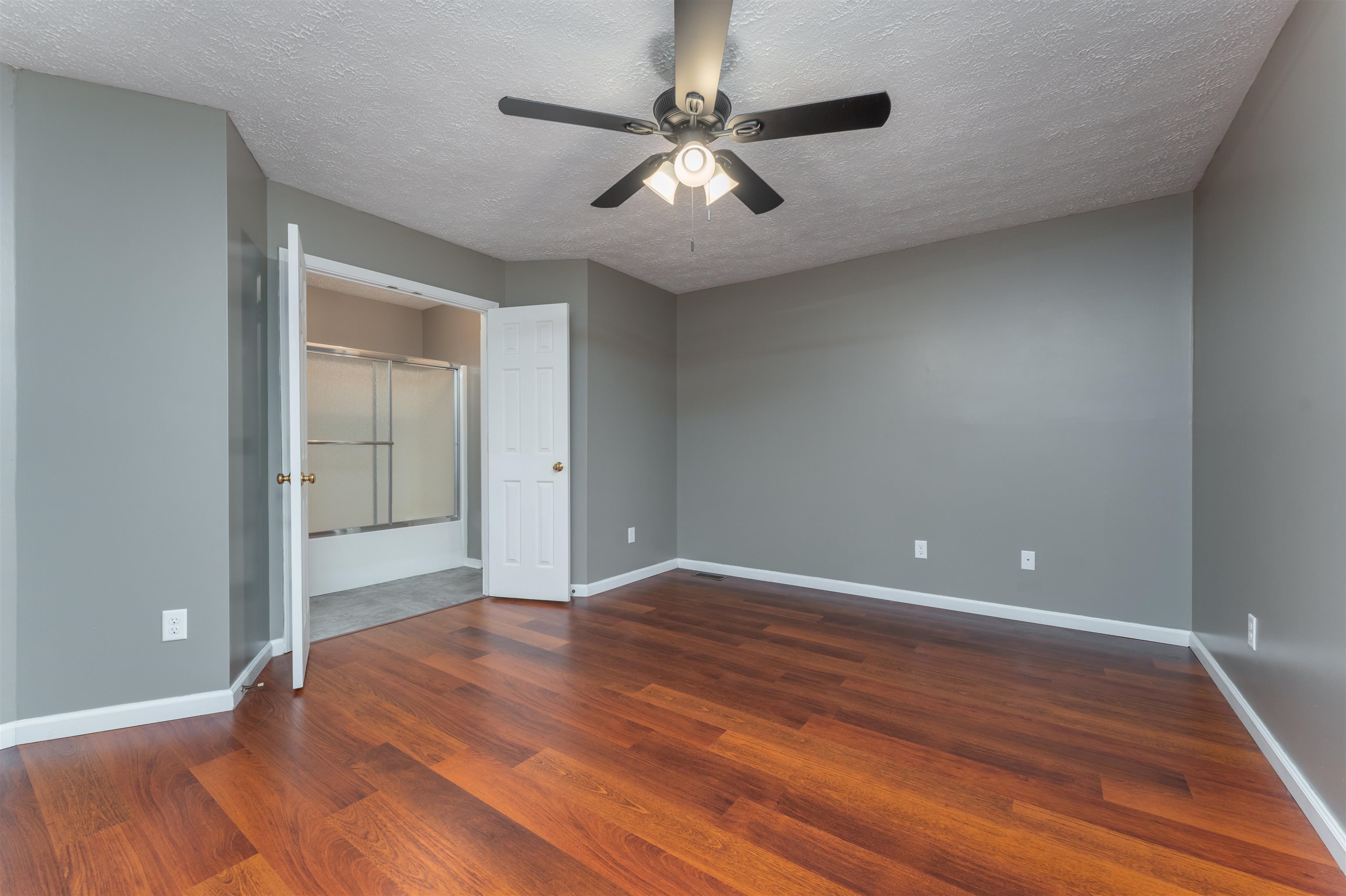 4554 Cove Pointe, Owensboro, Kentucky 42301, 3 Bedrooms Bedrooms, ,2 BathroomsBathrooms,Single Family Residence,For Sale,Cove Pointe,88014