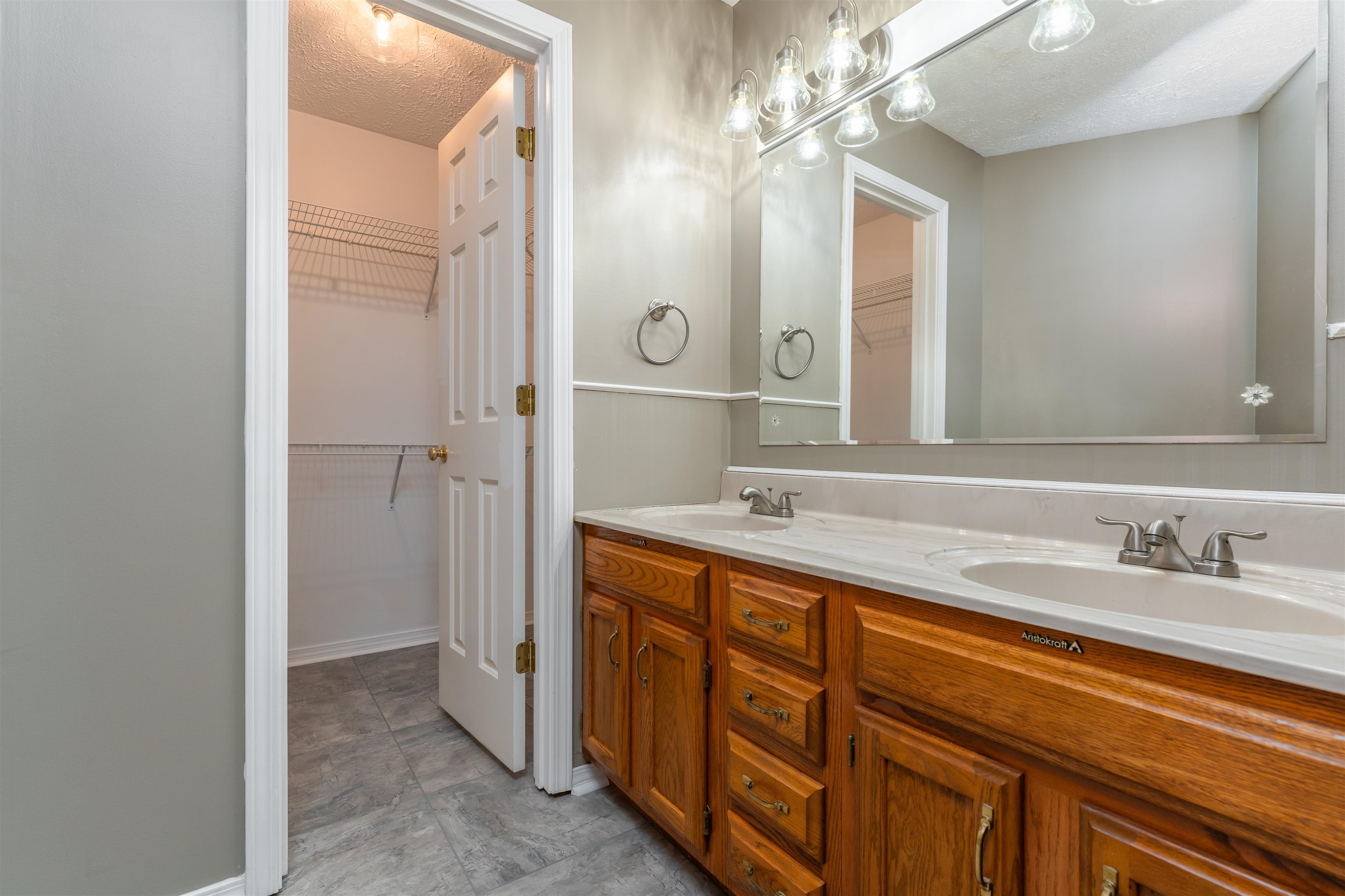 4554 Cove Pointe, Owensboro, Kentucky 42301, 3 Bedrooms Bedrooms, ,2 BathroomsBathrooms,Single Family Residence,For Sale,Cove Pointe,88014