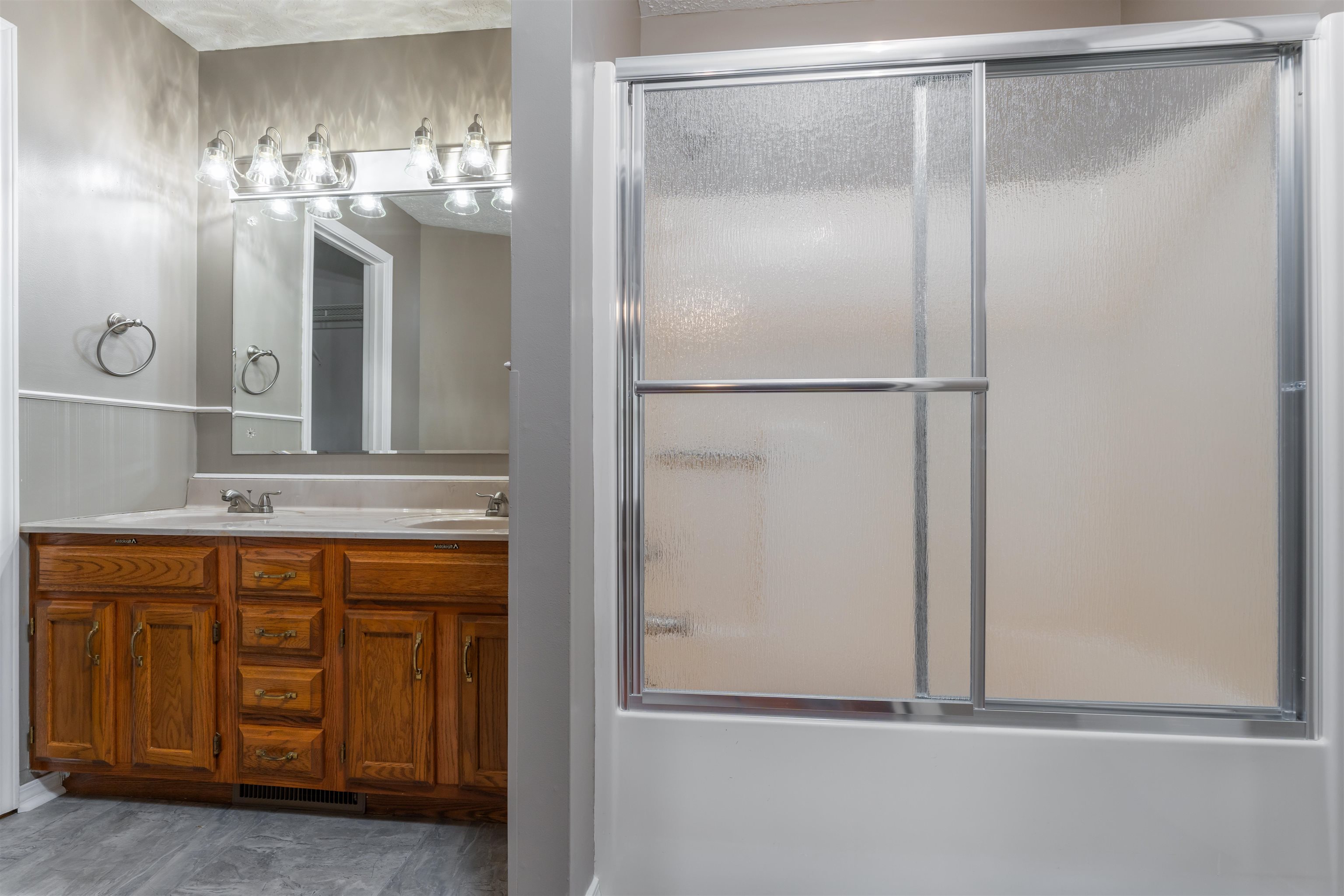 4554 Cove Pointe, Owensboro, Kentucky 42301, 3 Bedrooms Bedrooms, ,2 BathroomsBathrooms,Single Family Residence,For Sale,Cove Pointe,88014