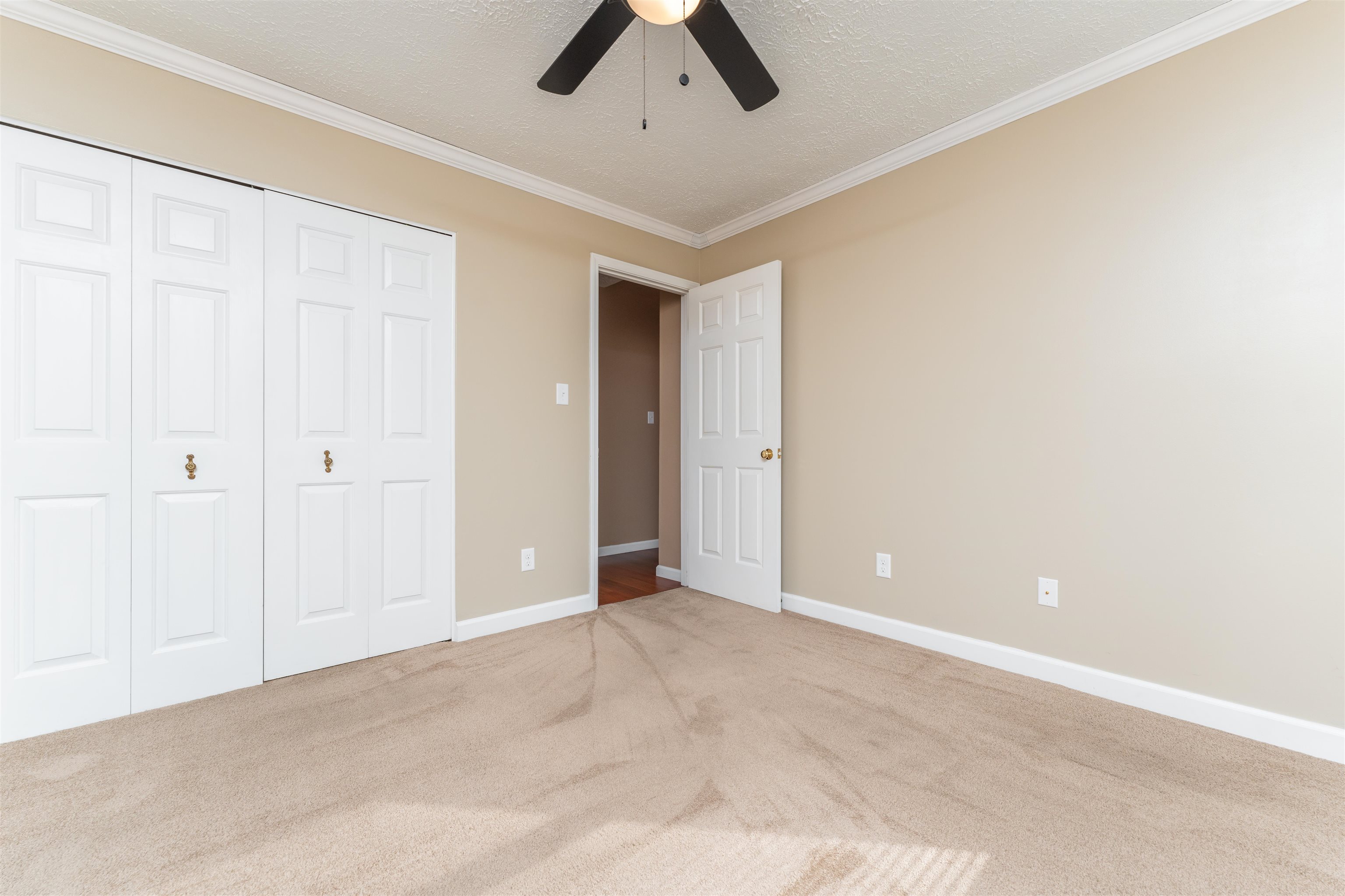 4554 Cove Pointe, Owensboro, Kentucky 42301, 3 Bedrooms Bedrooms, ,2 BathroomsBathrooms,Single Family Residence,For Sale,Cove Pointe,88014
