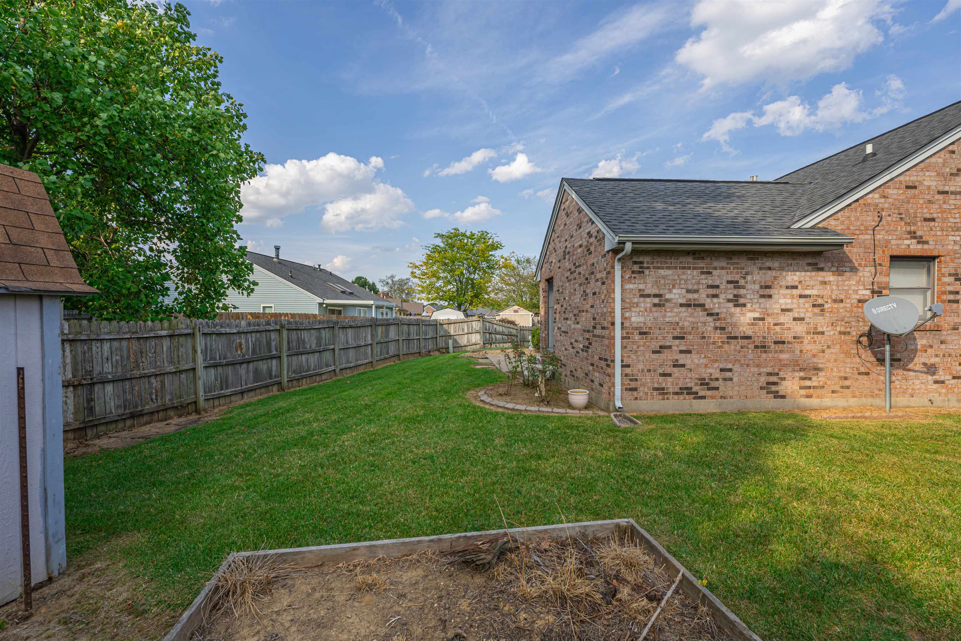 4554 Cove Pointe, Owensboro, Kentucky 42301, 3 Bedrooms Bedrooms, ,2 BathroomsBathrooms,Single Family Residence,For Sale,Cove Pointe,88014