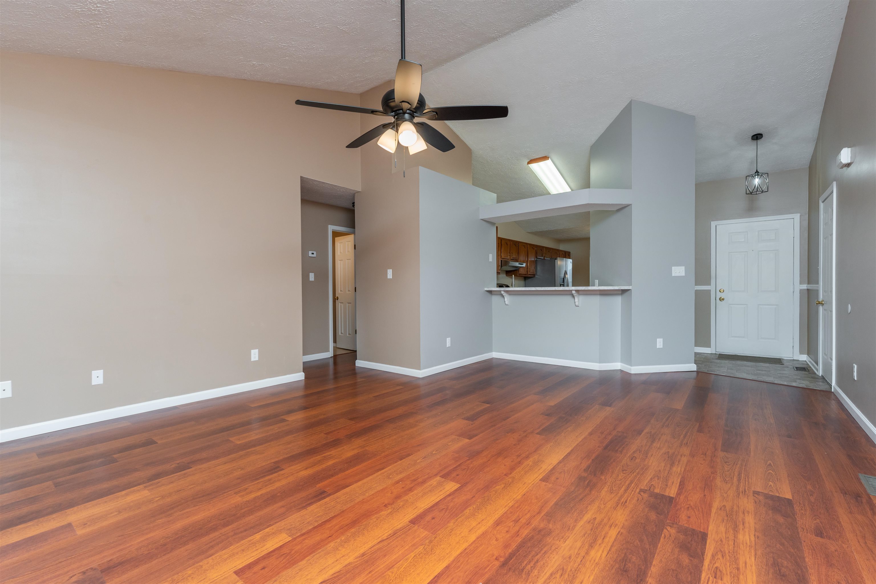 4554 Cove Pointe, Owensboro, Kentucky 42301, 3 Bedrooms Bedrooms, ,2 BathroomsBathrooms,Single Family Residence,For Sale,Cove Pointe,88014