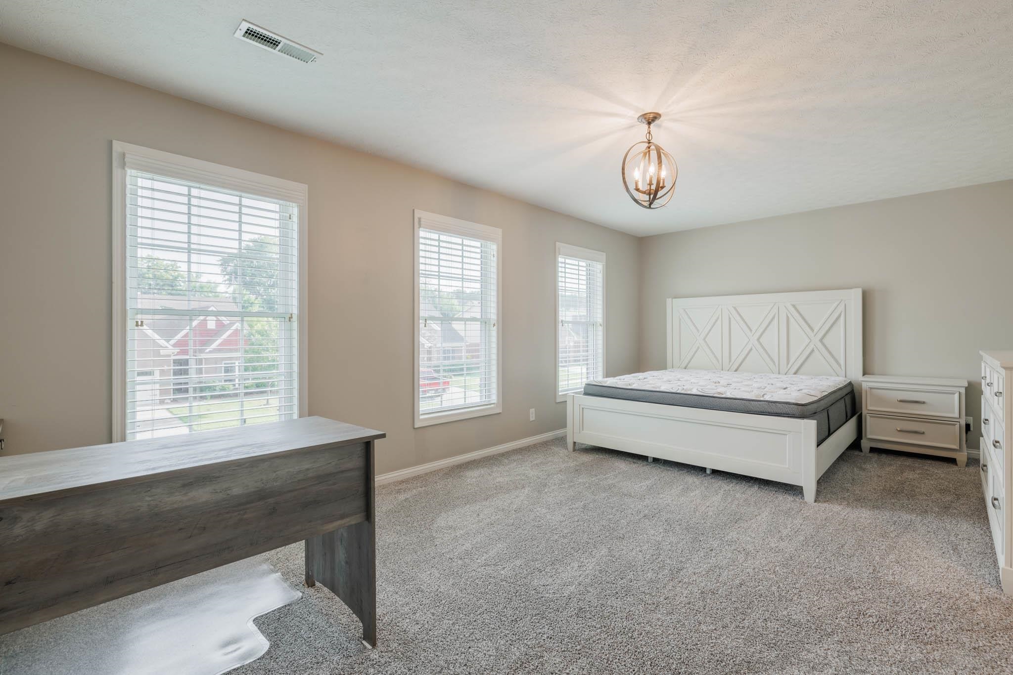 2860 Silver Creek Loop, Owensboro, Kentucky 42303, 4 Bedrooms Bedrooms, ,2 BathroomsBathrooms,Single Family Residence,For Sale,Silver Creek Loop,88016