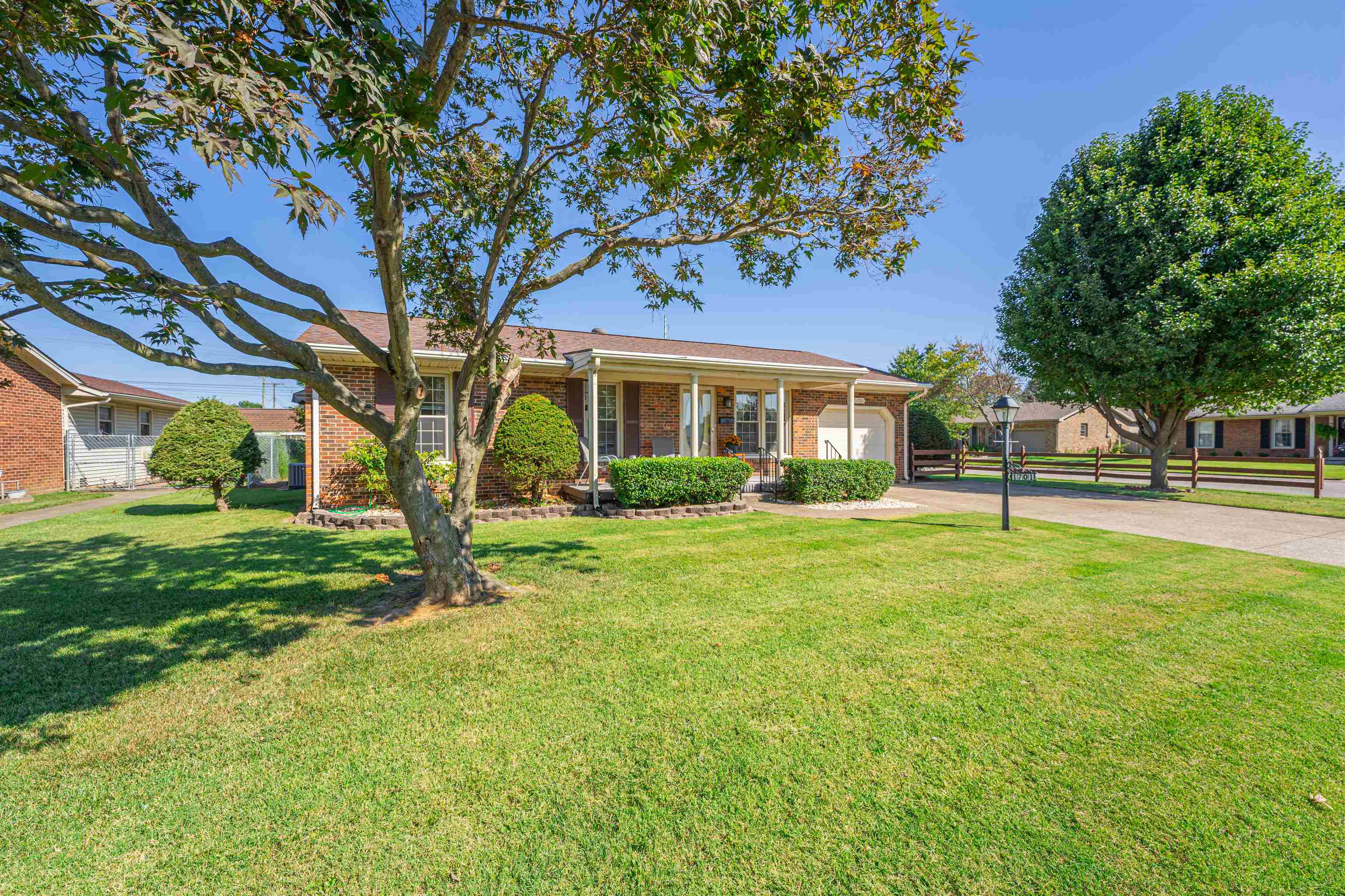 1701 Thistle Ct, Owensboro, Kentucky 42301, 2 Bedrooms Bedrooms, ,1 BathroomBathrooms,Single Family Residence,For Sale,Thistle Ct,88018