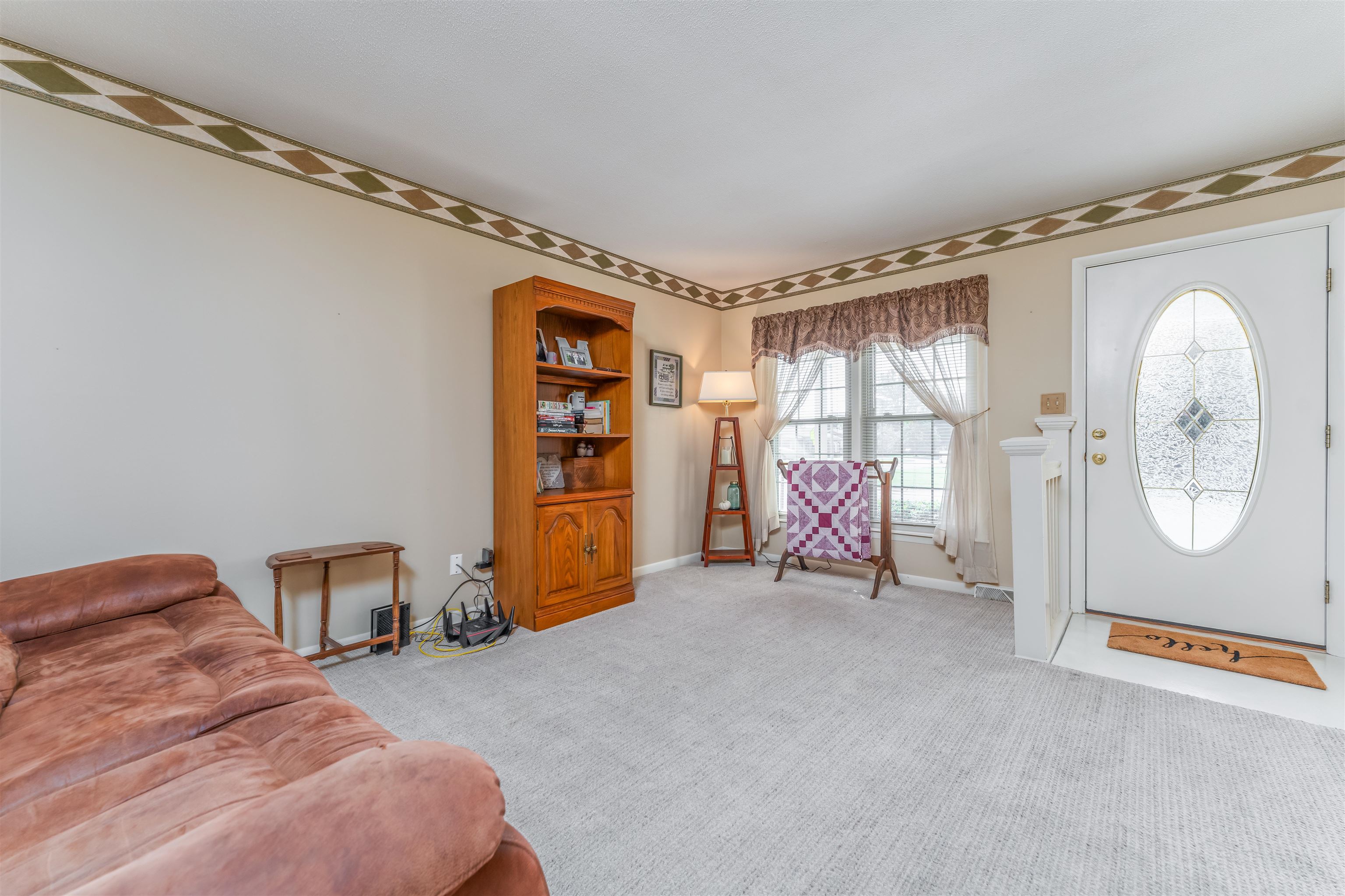 1701 Thistle Ct, Owensboro, Kentucky 42301, 2 Bedrooms Bedrooms, ,1 BathroomBathrooms,Single Family Residence,For Sale,Thistle Ct,88018