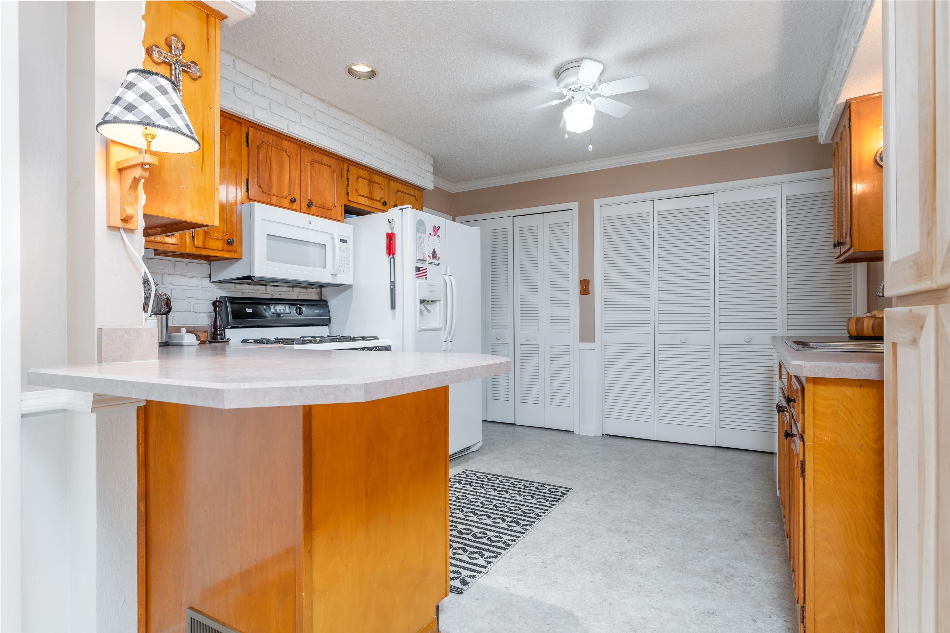 1701 Thistle Ct, Owensboro, Kentucky 42301, 2 Bedrooms Bedrooms, ,1 BathroomBathrooms,Single Family Residence,For Sale,Thistle Ct,88018