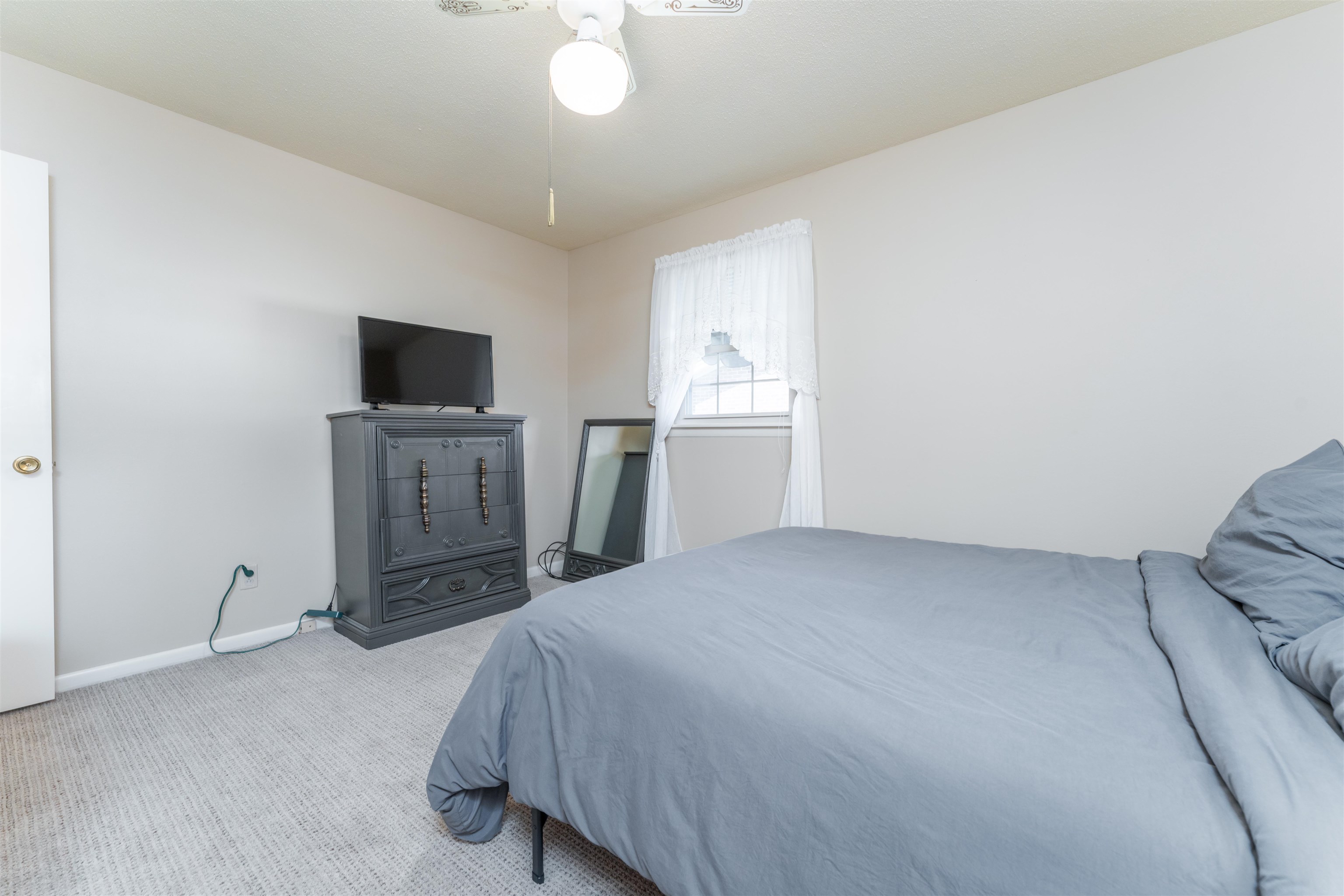 1701 Thistle Ct, Owensboro, Kentucky 42301, 2 Bedrooms Bedrooms, ,1 BathroomBathrooms,Single Family Residence,For Sale,Thistle Ct,88018