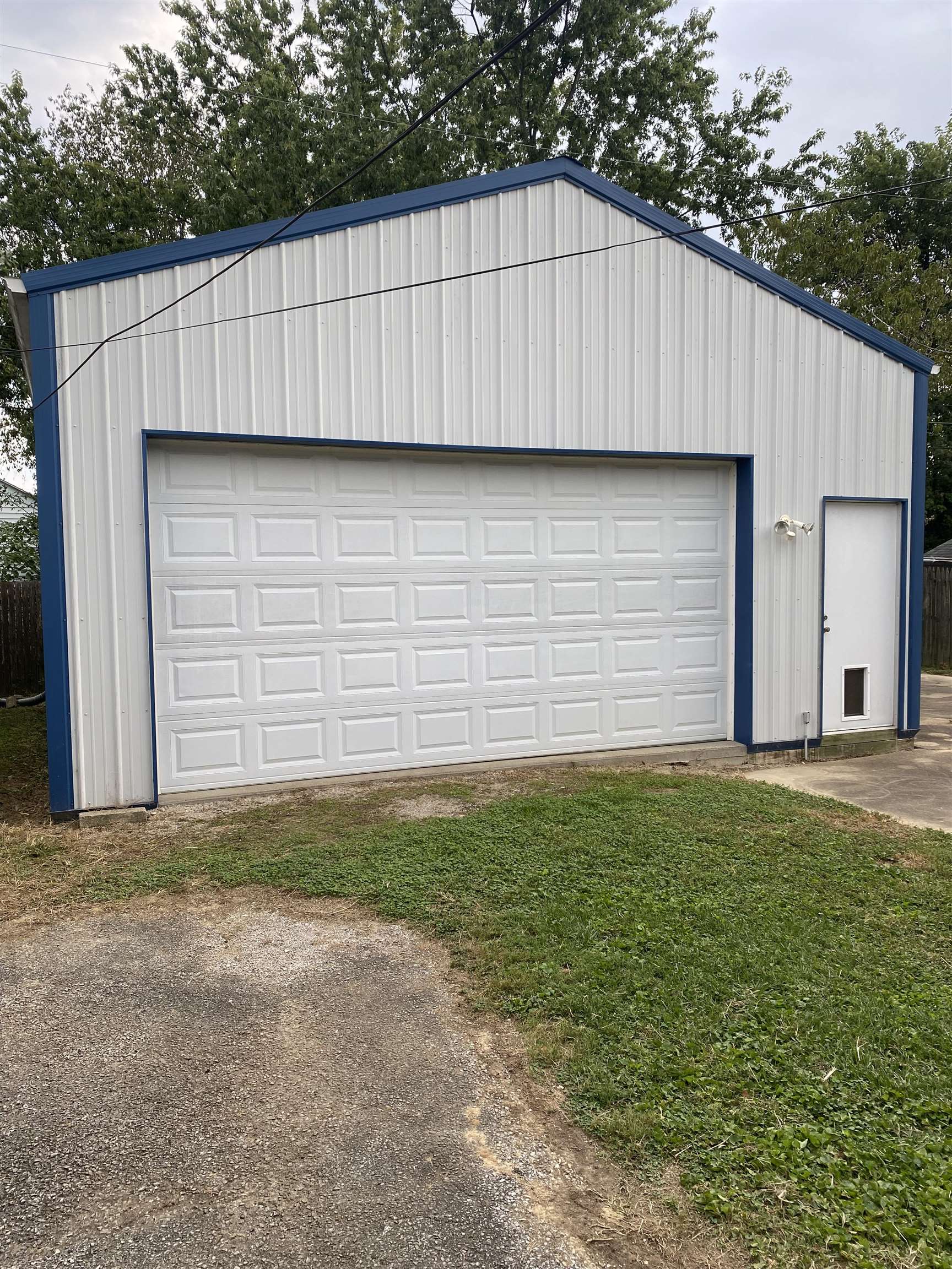 330 27th, Owensboro, Kentucky 42303, 2 Bedrooms Bedrooms, ,1 BathroomBathrooms,Single Family Residence,For Sale,27th,88020