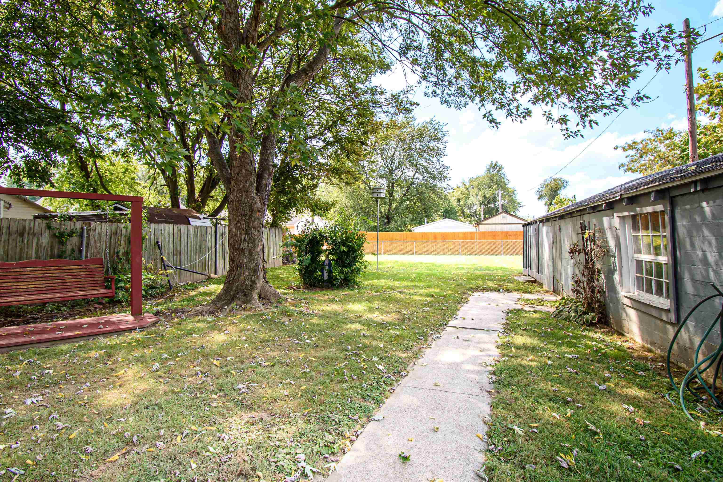 504 Alpha St, Owensboro, Kentucky 42301, 3 Bedrooms Bedrooms, ,1 BathroomBathrooms,Single Family Residence,For Sale,Alpha St,88024