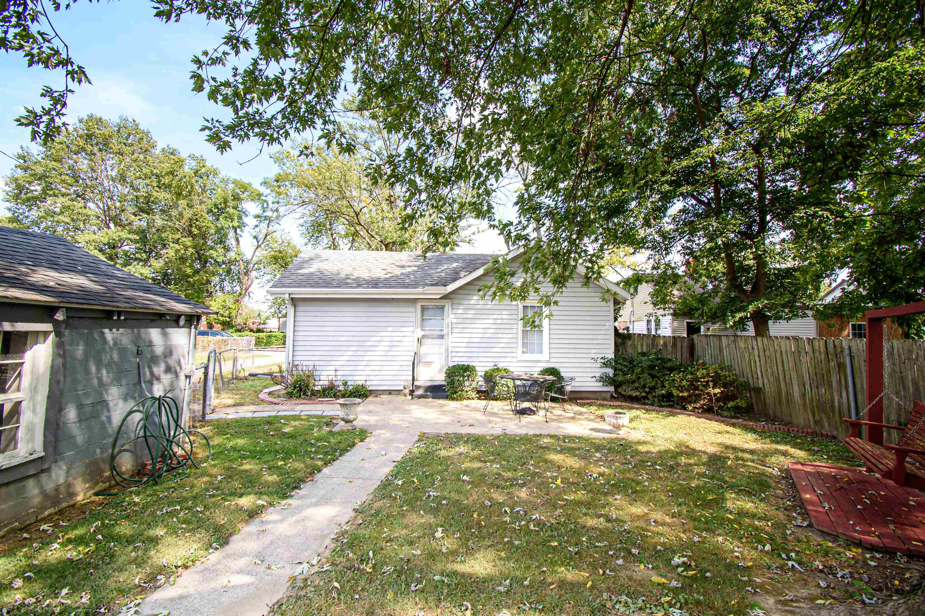 504 Alpha St, Owensboro, Kentucky 42301, 3 Bedrooms Bedrooms, ,1 BathroomBathrooms,Single Family Residence,For Sale,Alpha St,88024
