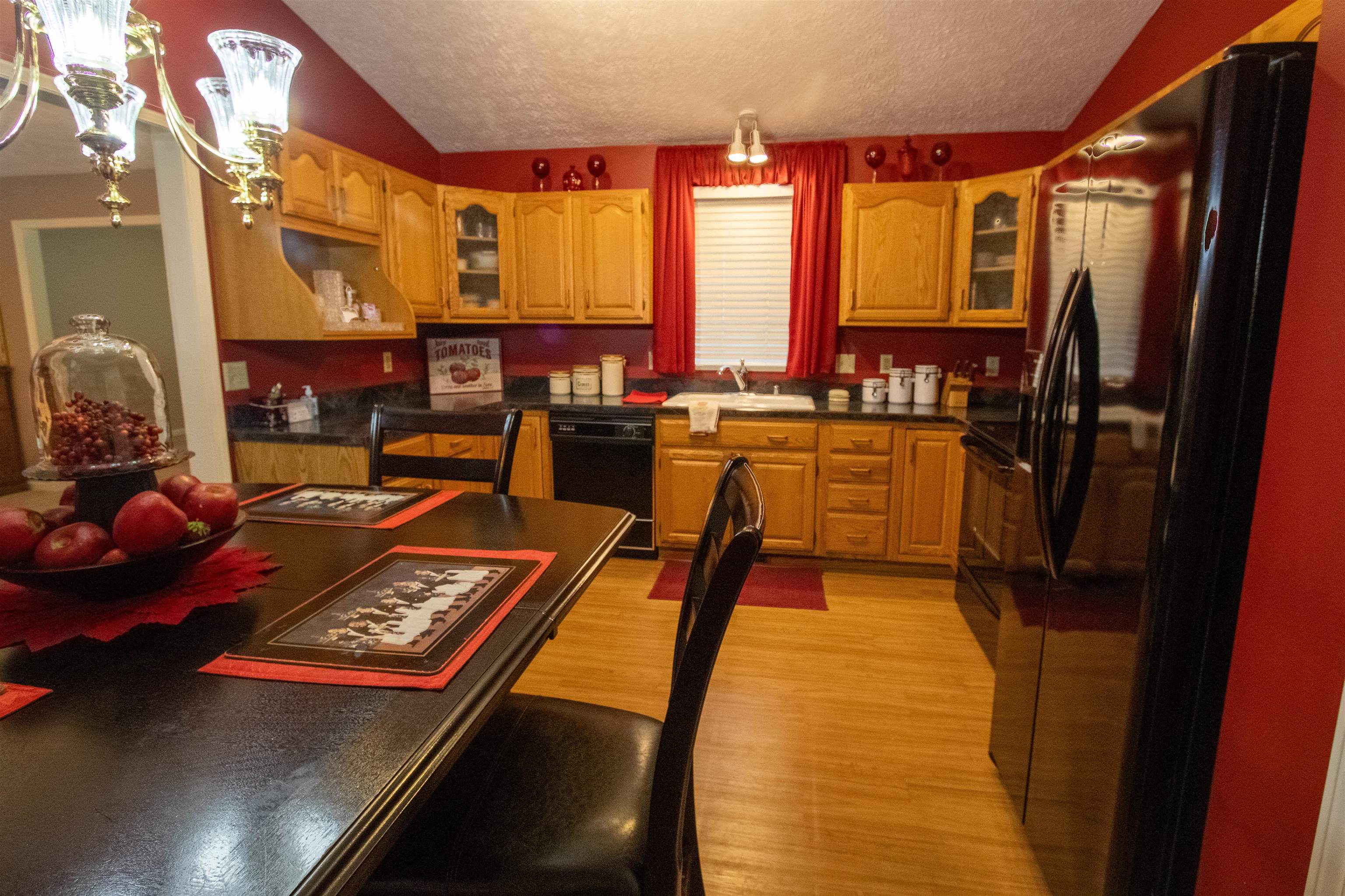 3730 Wood Trace, Owensboro, Kentucky 42303, 4 Bedrooms Bedrooms, ,2 BathroomsBathrooms,Single Family Residence,For Sale,Wood Trace,88026