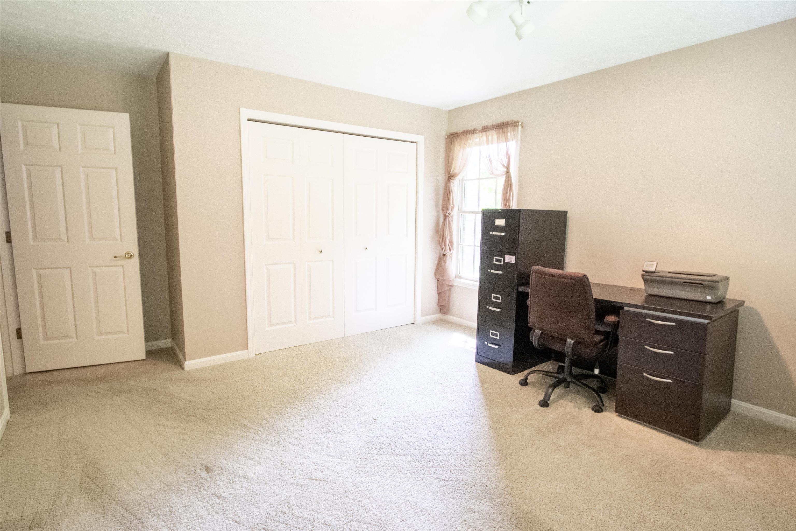 3730 Wood Trace, Owensboro, Kentucky 42303, 4 Bedrooms Bedrooms, ,2 BathroomsBathrooms,Single Family Residence,For Sale,Wood Trace,88026