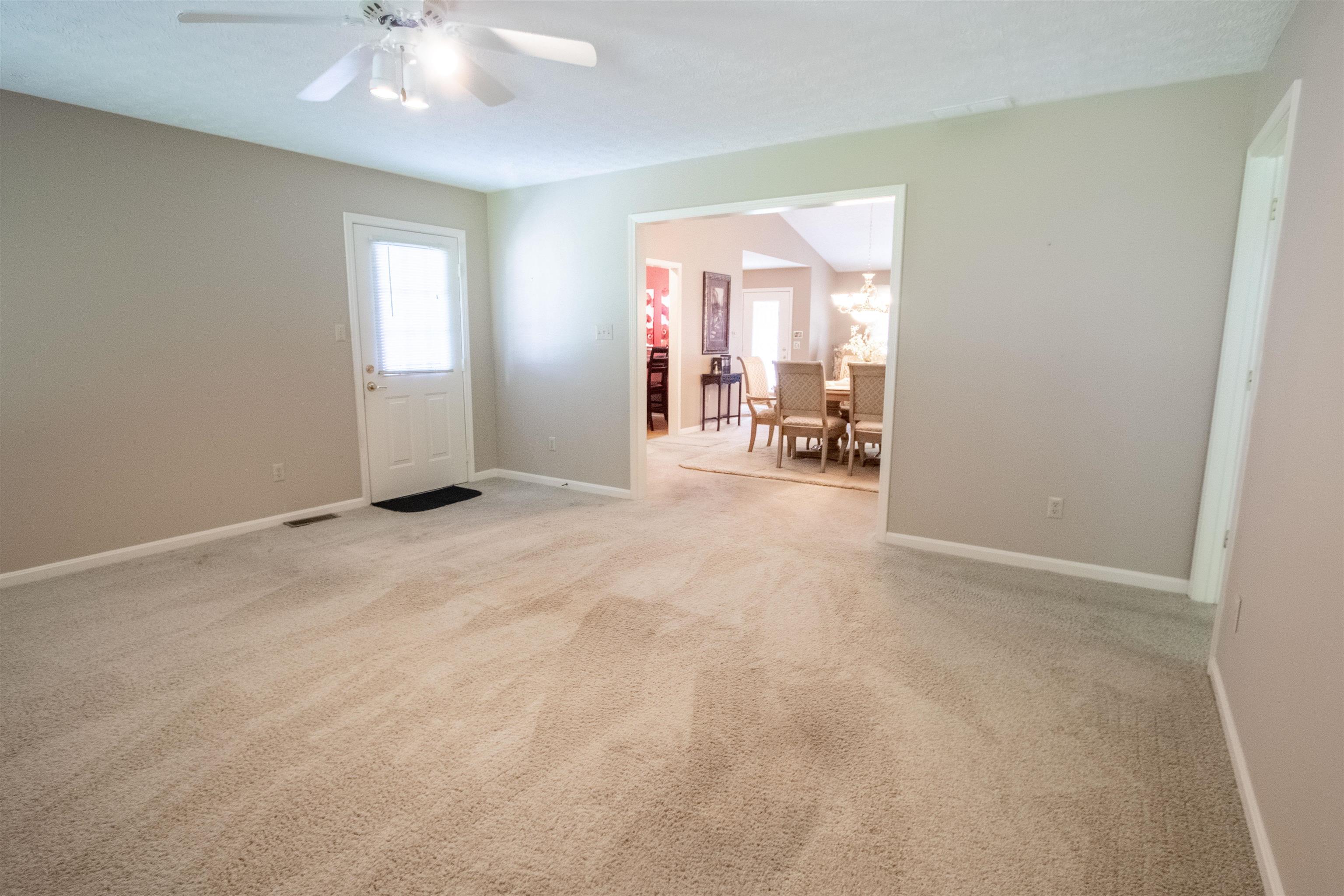 3730 Wood Trace, Owensboro, Kentucky 42303, 4 Bedrooms Bedrooms, ,2 BathroomsBathrooms,Single Family Residence,For Sale,Wood Trace,88026