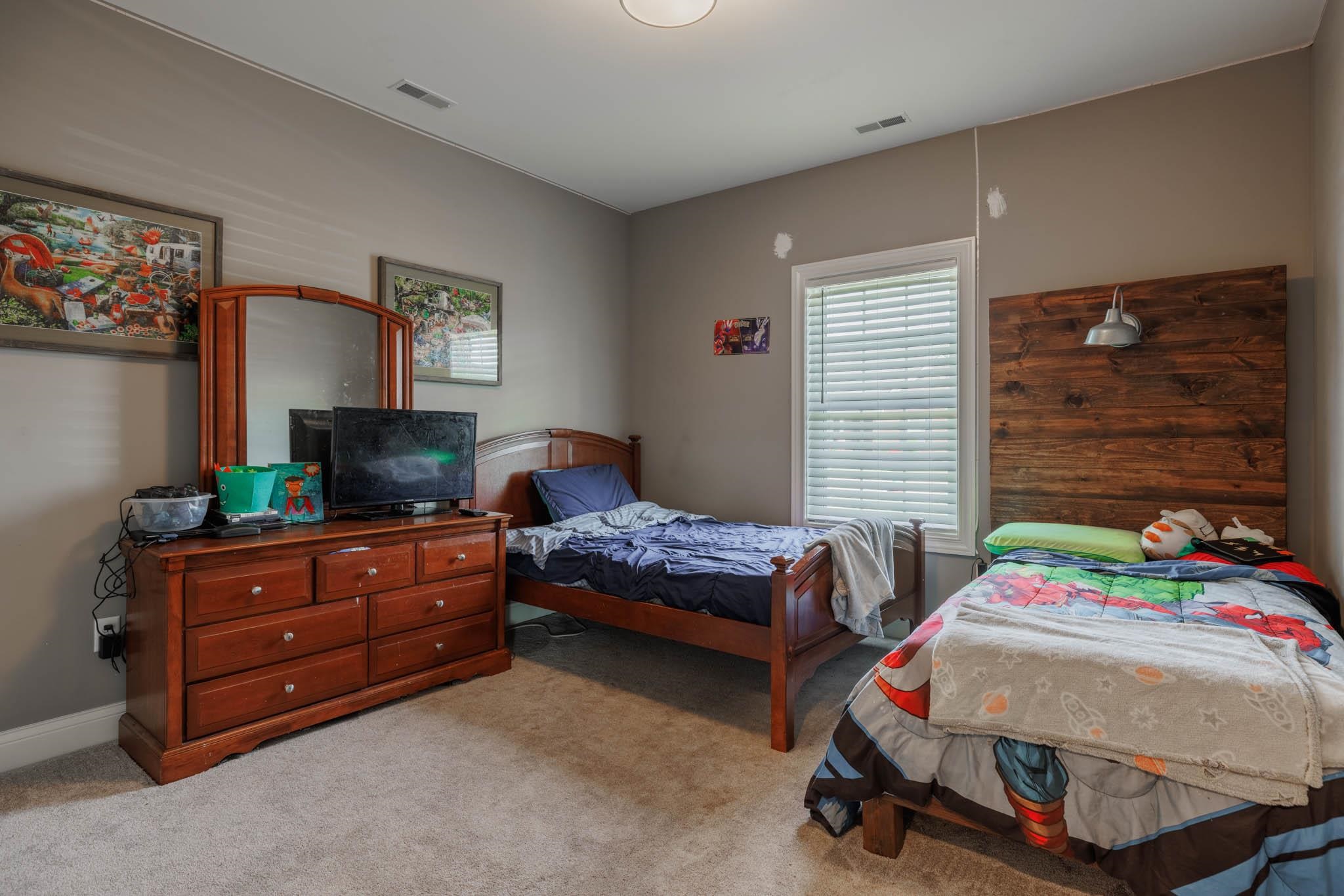 6322 Springwood Drive, Owensboro, Kentucky 42301, 4 Bedrooms Bedrooms, ,2 BathroomsBathrooms,Single Family Residence,For Sale,Springwood Drive,88028