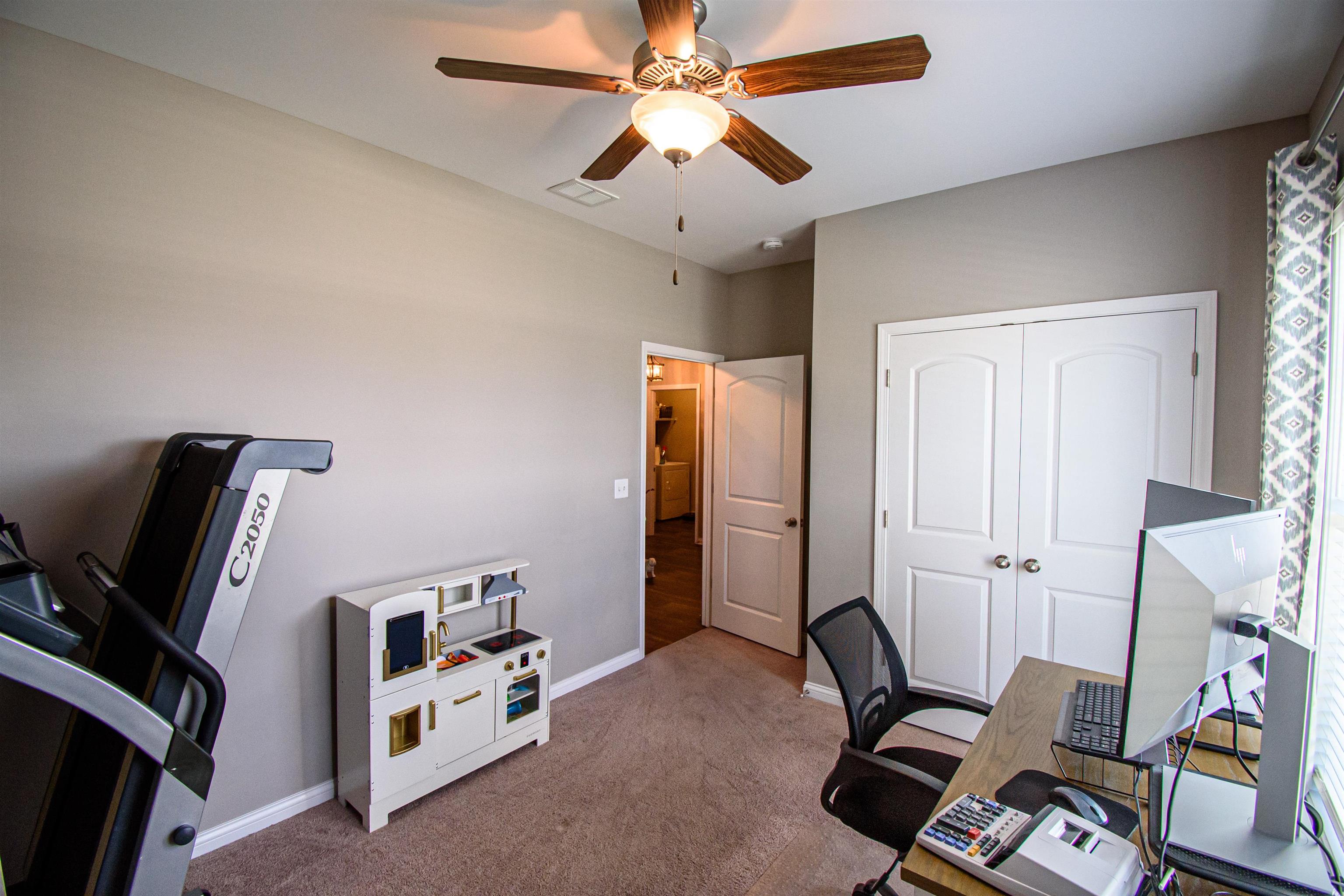 363 Brixton Drive, Owensboro, Kentucky 42301, 3 Bedrooms Bedrooms, ,2 BathroomsBathrooms,Single Family Residence,For Sale,Brixton Drive,88029
