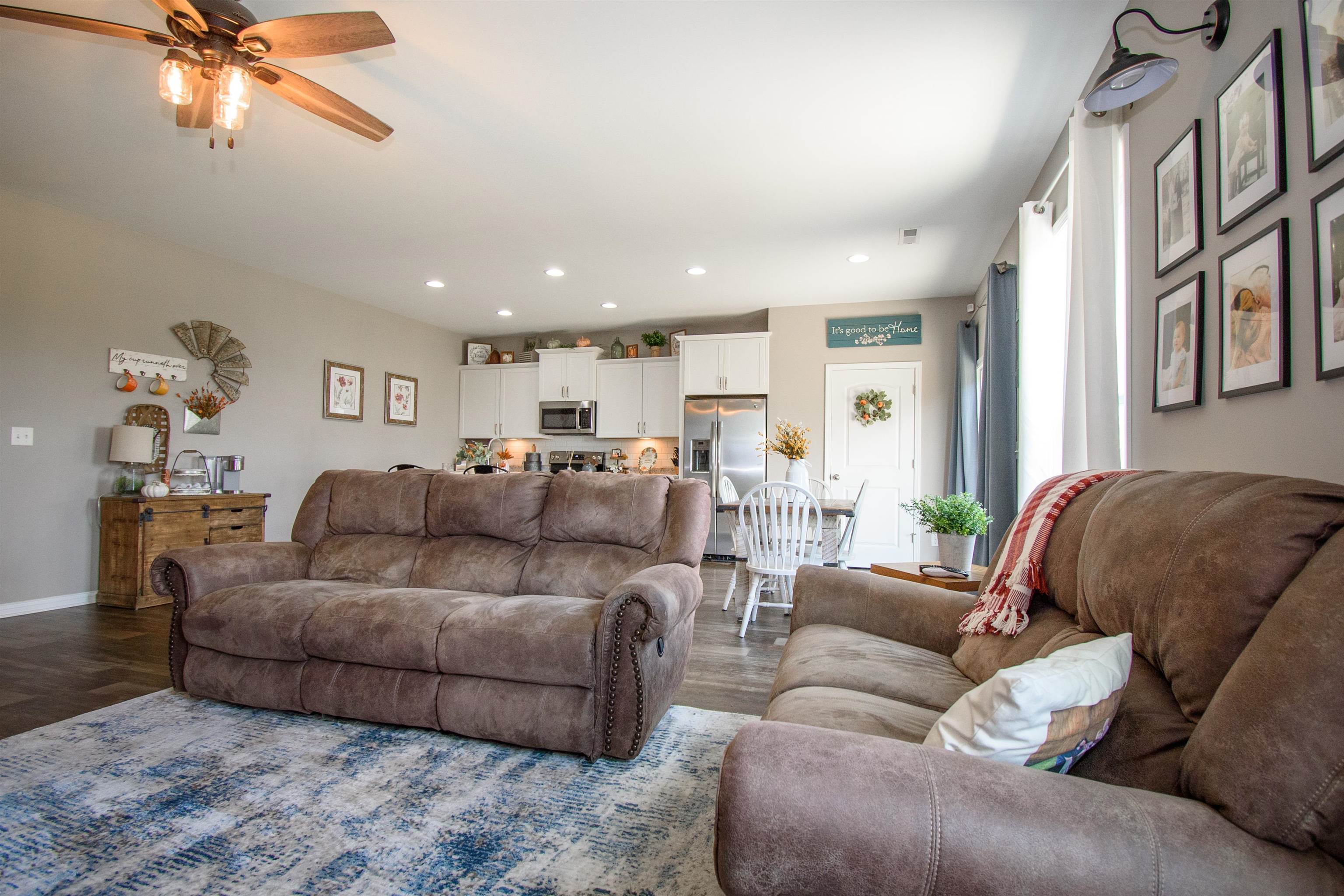 363 Brixton Drive, Owensboro, Kentucky 42301, 3 Bedrooms Bedrooms, ,2 BathroomsBathrooms,Single Family Residence,For Sale,Brixton Drive,88029