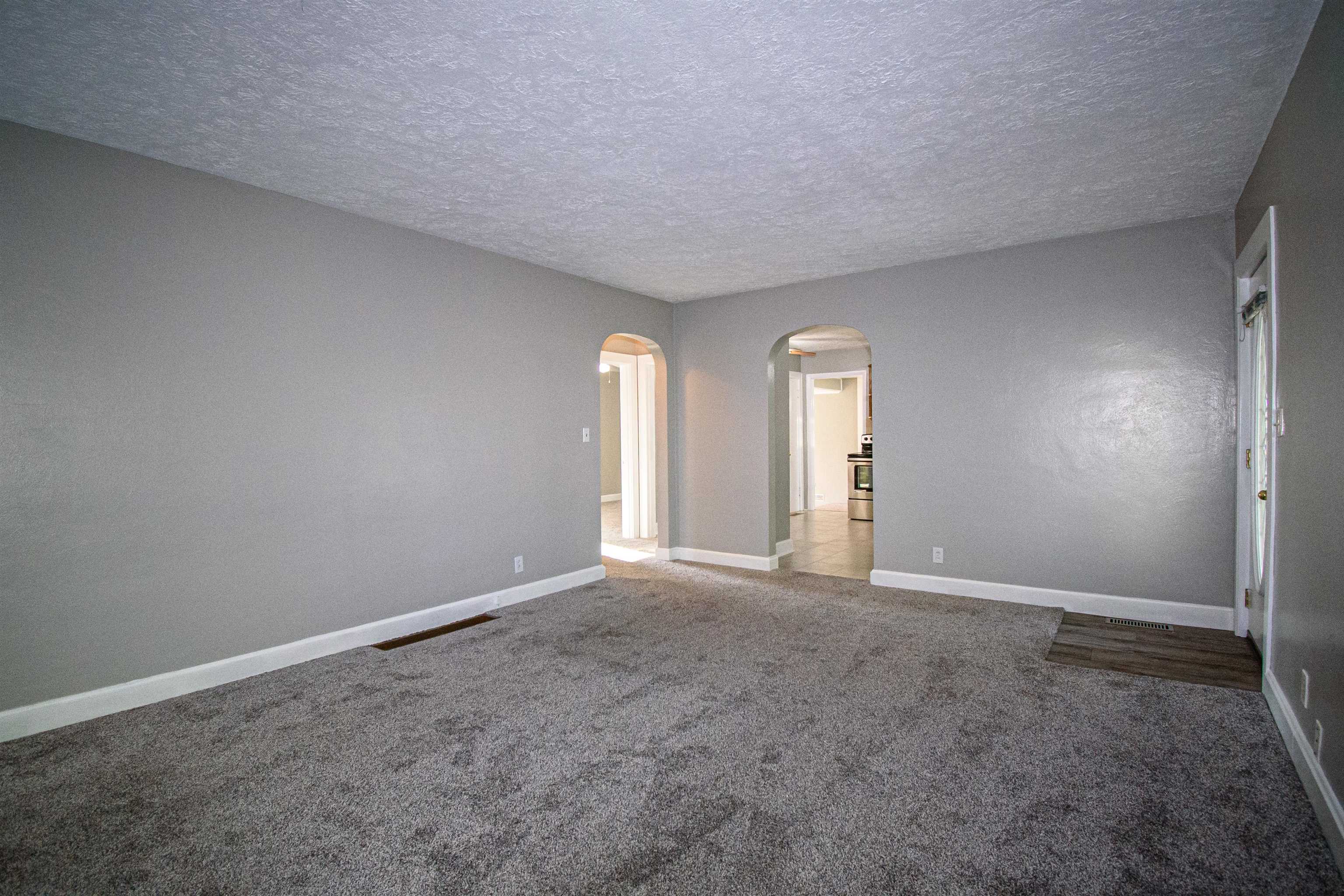 316 Coast Guard Lane, Owensboro, Kentucky 42303, 3 Bedrooms Bedrooms, ,2 BathroomsBathrooms,Single Family Residence,For Sale,Coast Guard Lane,88031