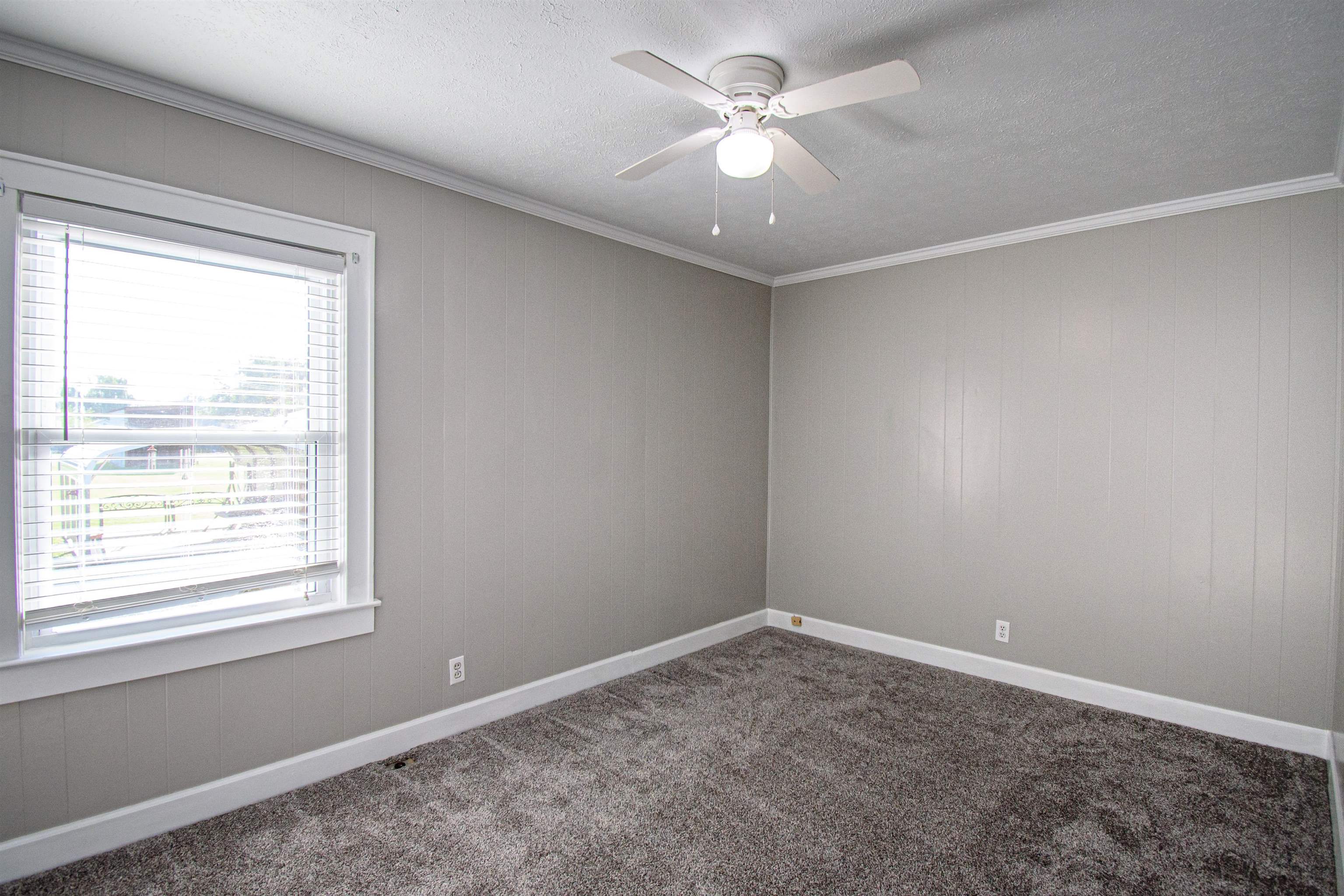 316 Coast Guard Lane, Owensboro, Kentucky 42303, 3 Bedrooms Bedrooms, ,2 BathroomsBathrooms,Single Family Residence,For Sale,Coast Guard Lane,88031