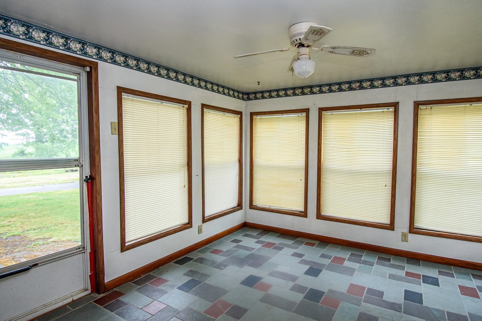 1921 Bell Rd, Rumsey, Kentucky 42371, 3 Bedrooms Bedrooms, ,2 BathroomsBathrooms,Single Family Residence,For Sale,Bell Rd,88033