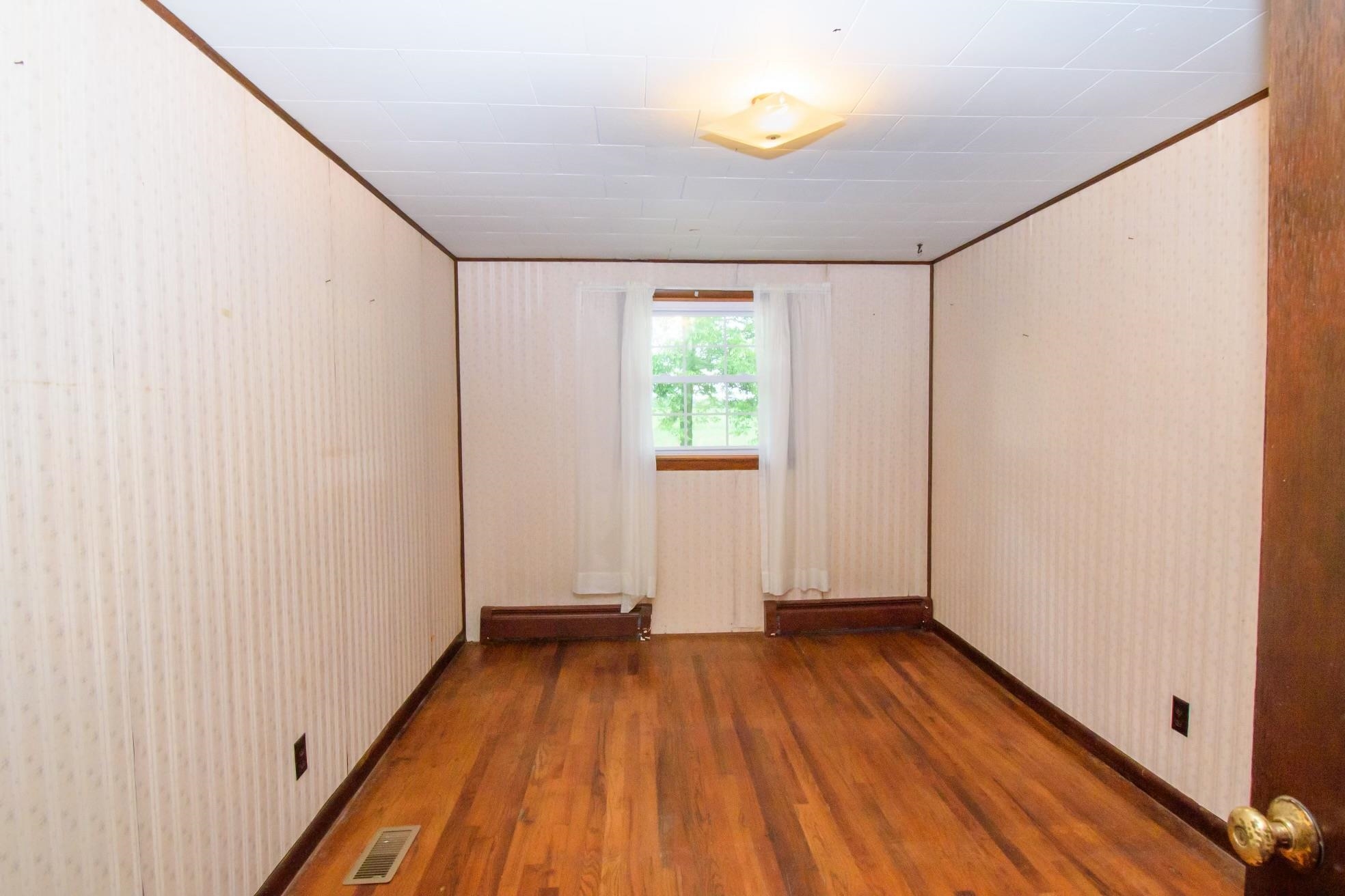 1921 Bell Rd, Rumsey, Kentucky 42371, 3 Bedrooms Bedrooms, ,2 BathroomsBathrooms,Single Family Residence,For Sale,Bell Rd,88033
