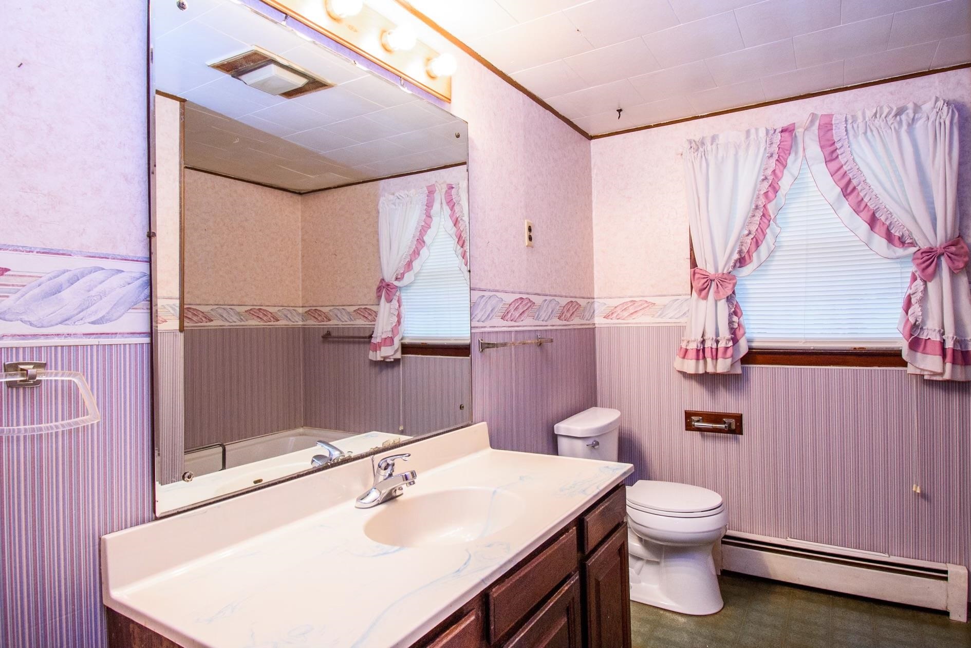 1921 Bell Rd, Rumsey, Kentucky 42371, 3 Bedrooms Bedrooms, ,2 BathroomsBathrooms,Single Family Residence,For Sale,Bell Rd,88033