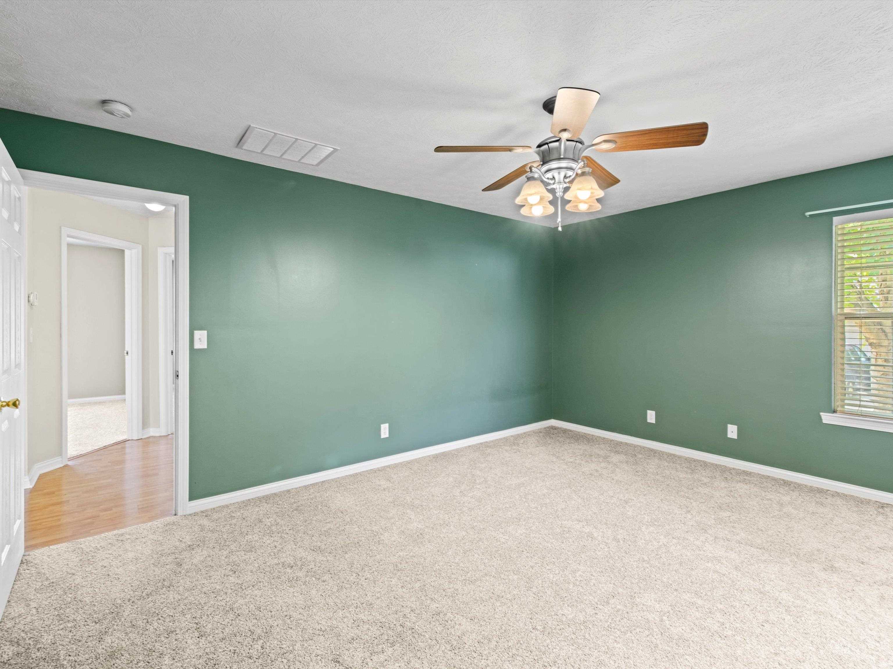 2628 Rush Trail, Owensboro, Kentucky 42303, 3 Bedrooms Bedrooms, ,2 BathroomsBathrooms,Single Family Residence,For Sale,Rush Trail,88034