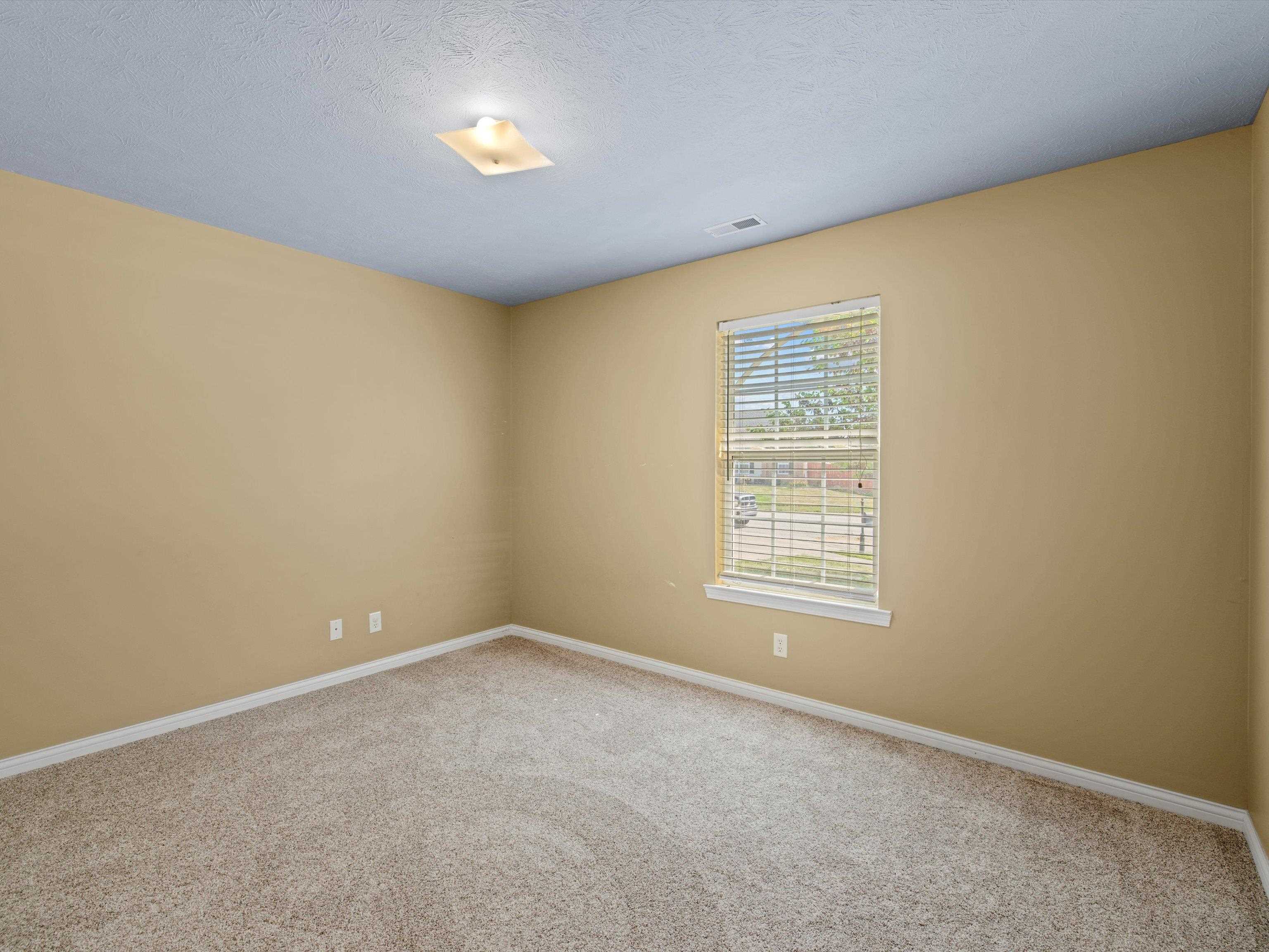 2628 Rush Trail, Owensboro, Kentucky 42303, 3 Bedrooms Bedrooms, ,2 BathroomsBathrooms,Single Family Residence,For Sale,Rush Trail,88034
