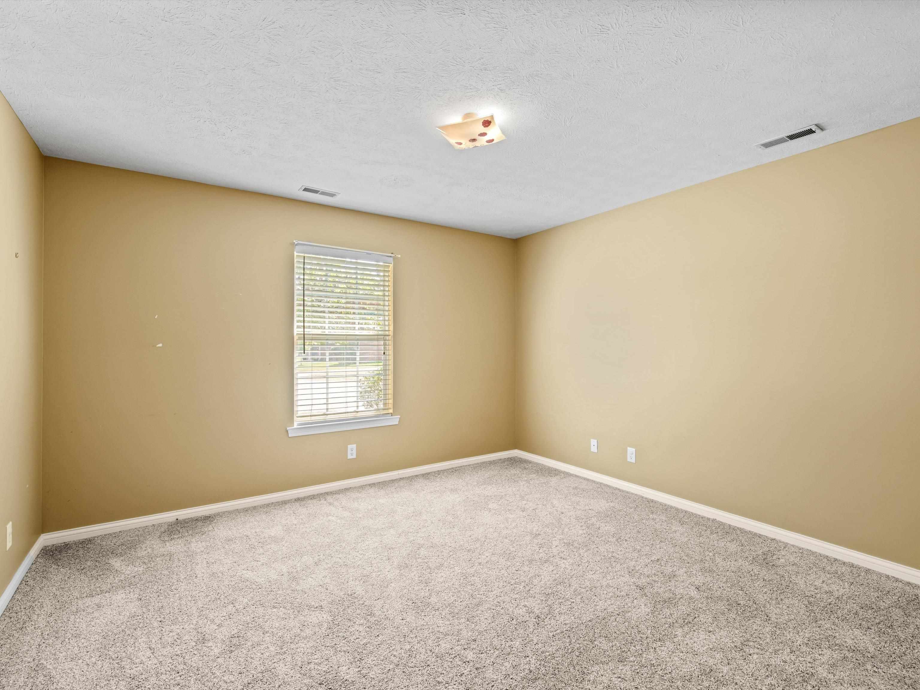 2628 Rush Trail, Owensboro, Kentucky 42303, 3 Bedrooms Bedrooms, ,2 BathroomsBathrooms,Single Family Residence,For Sale,Rush Trail,88034