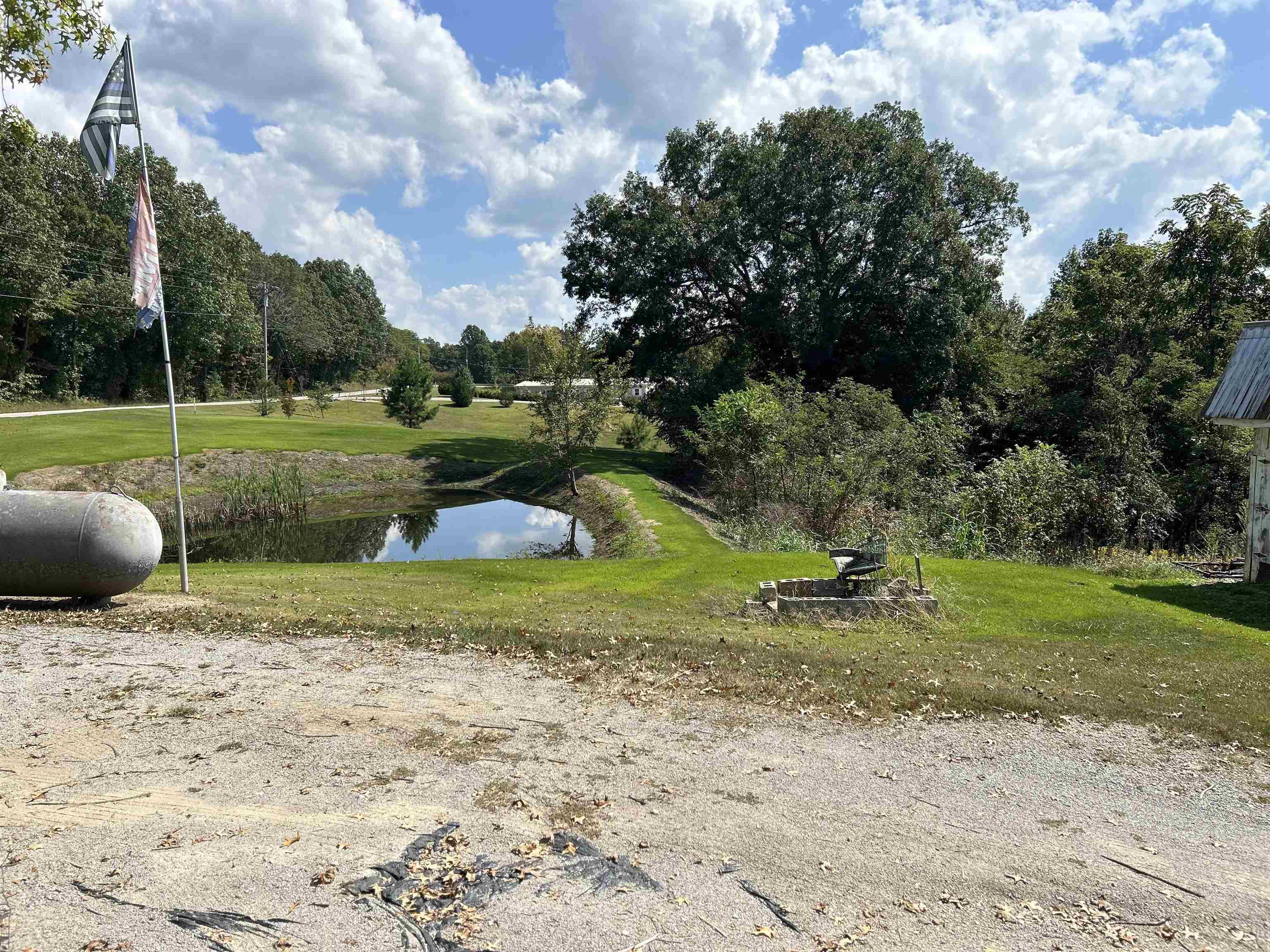 1441 State Route 144 E, Hawesville, Kentucky 42348, 2 Bedrooms Bedrooms, ,1 BathroomBathrooms,Single Family Residence,For Sale,State Route 144 E,88037