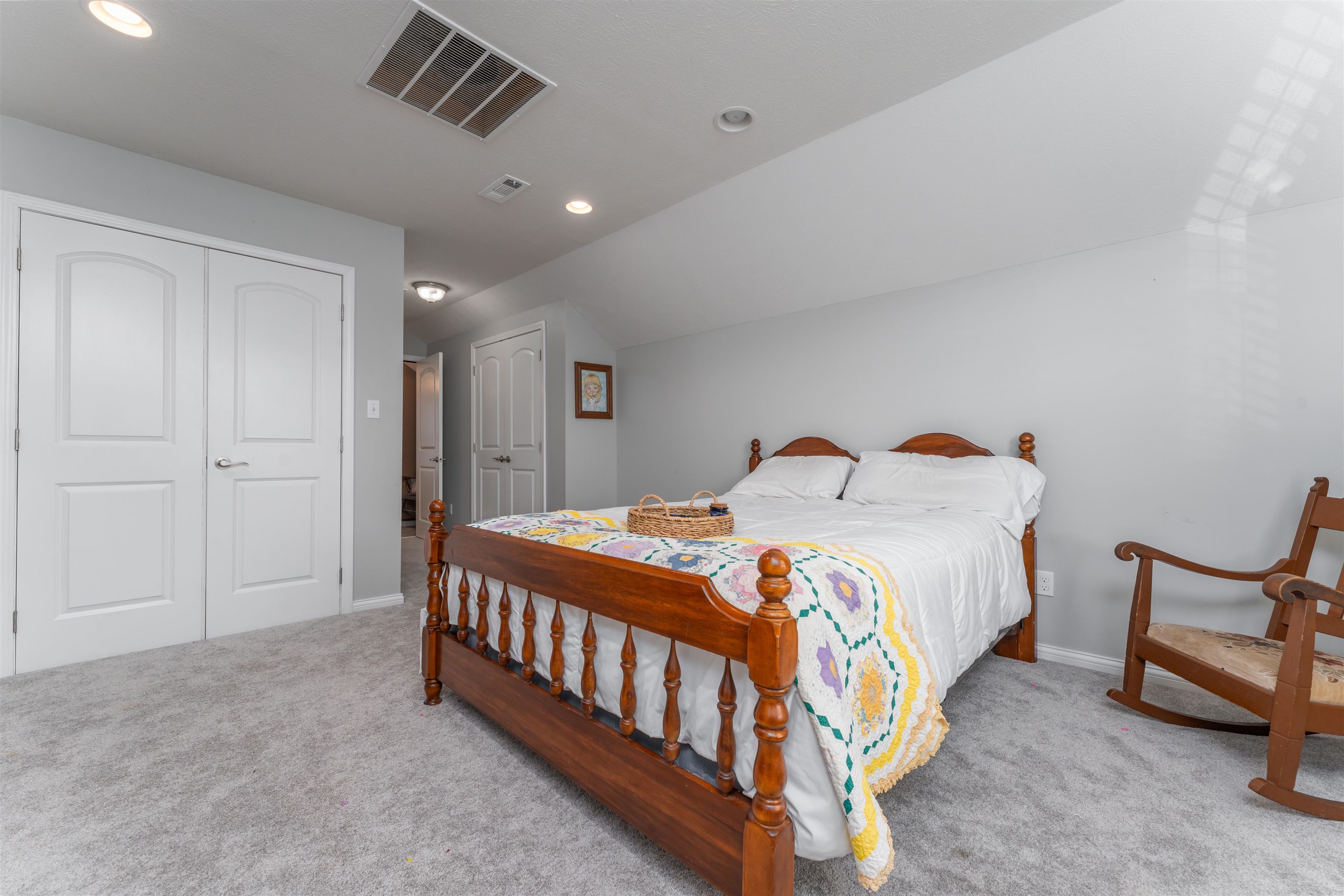 5300 Summercrest Dr, Owensboro, Kentucky 42301, 4 Bedrooms Bedrooms, ,3 BathroomsBathrooms,Single Family Residence,For Sale,Summercrest Dr,88042